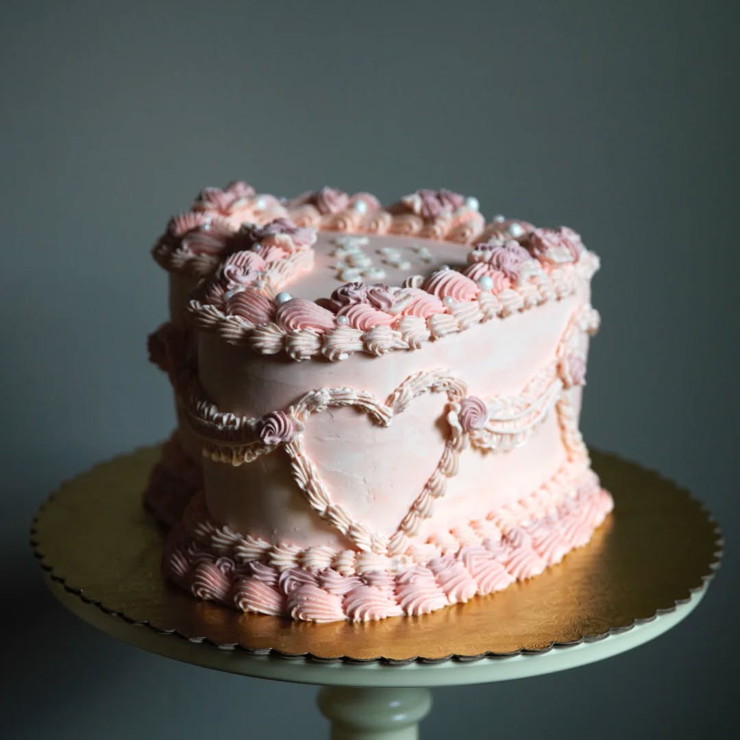 Valentine's Day is just nine days away! Get your orders in soon before we close the books.
#valentines #valentinesday #valentinesbaking #heartcake #msp #mpls #stp #twincities #twincitiesbaker