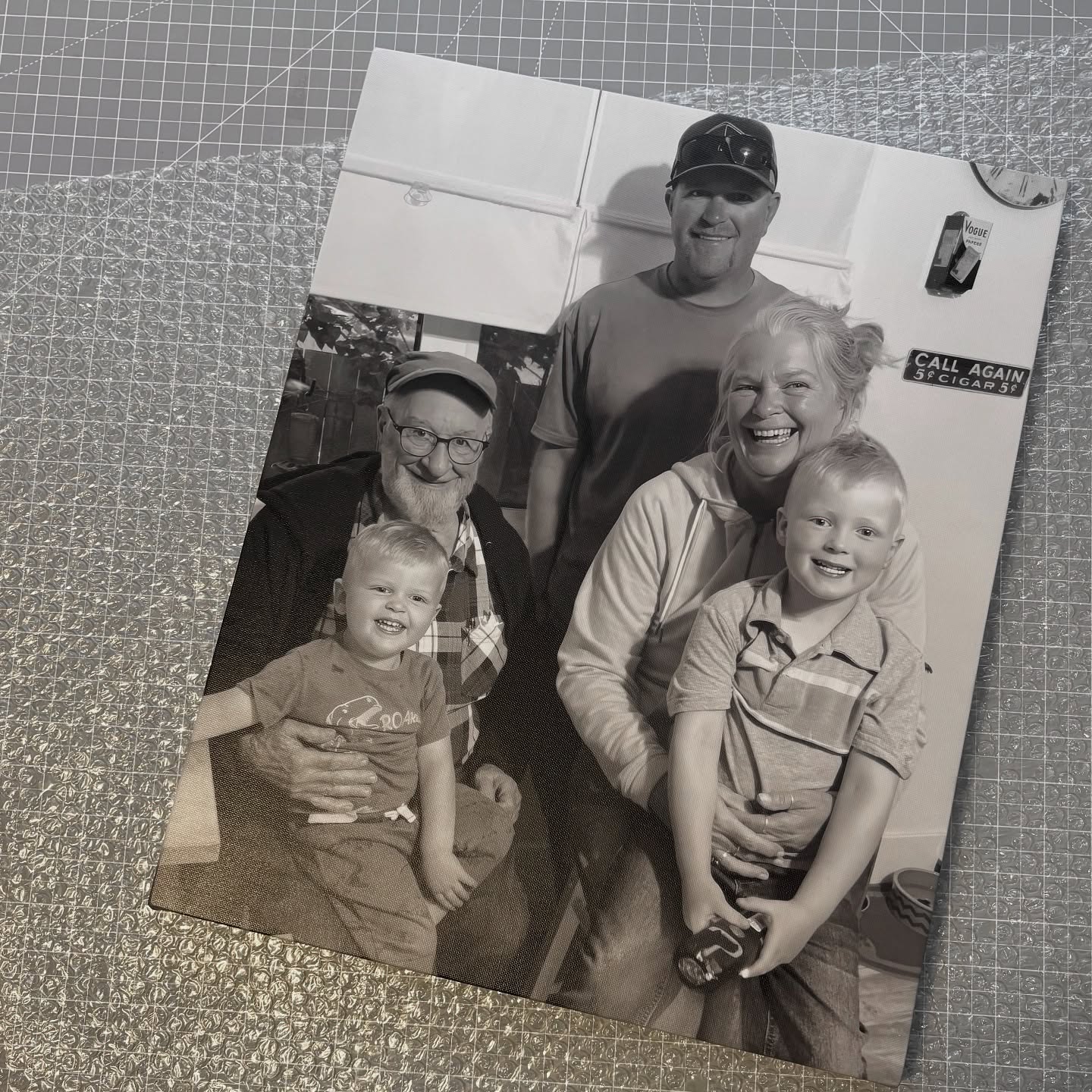 Four Generations! 4️⃣🧑🧑🧒🧒 This one is special to us!
A canvas is the perfect way to preserve these special memories! 🩶🩶🩶🩶
>3/4” depth
>mirror soft edge
>satin finish
>size 16x20
#natsprintingco #canvasprints #okotokssmallbusiness #familymemories #canonimageprografpro #okotoksmamas #okotoksmoms #okotoksmomasentrepreneurs