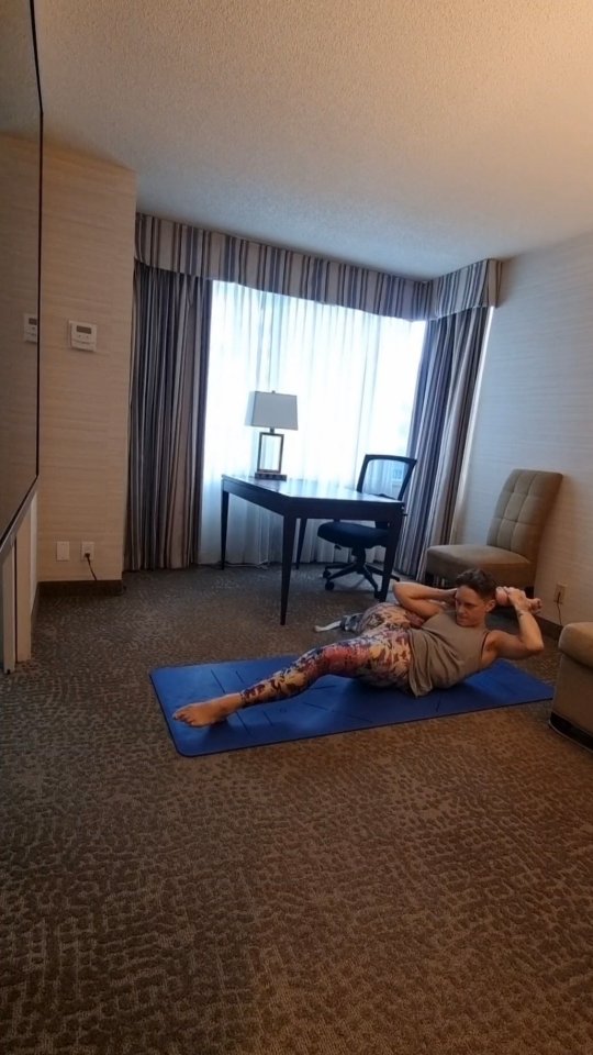 On my transit in Totonto I got a suprisingly spacious room-perfect for a Yoga session. It feels good after a long flight, sitting ina tiny seat. I love moving and feeling my body.
Thanks @cyogalife for the constant inspiration 🙏🏼
Now off to explore Torontooo
#yogaeverywhere #yoga #hipflexors #yogajourney #travelyogi #yogaintoronto