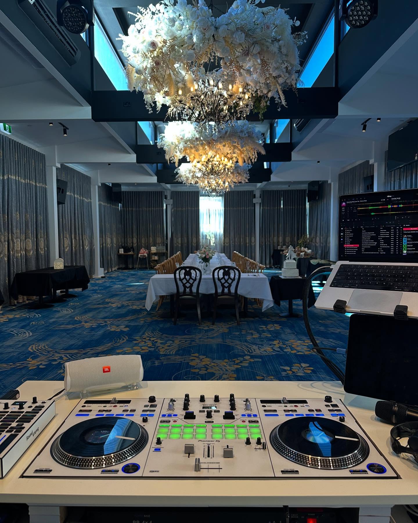 A great view from the decks..@stamfordpark #djhire #melbournewedding #thernbdj