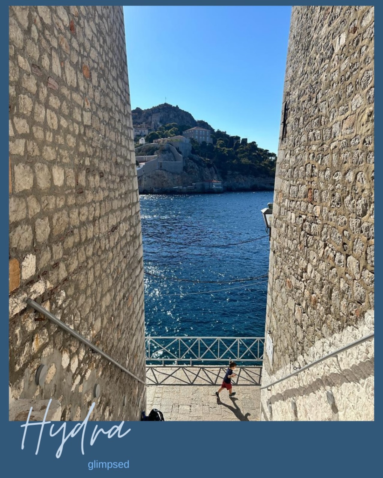 Hydra glimpsed - worth the walk to a writer’s window
#hydra #writer #writing #writingretreat #glimpses #hydragreece #writingbythesea #writingbythesea_inhydra #islands #greekislands #port #greekport #solitary #writingcommunity #writetsofinstagram