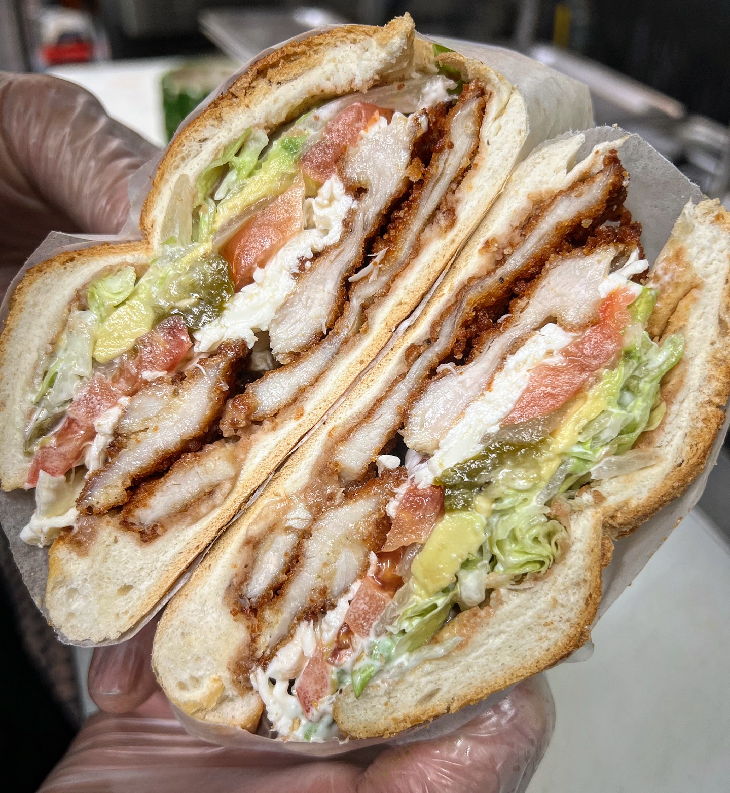 a Milanesa de pollo Torta for lunch >>>