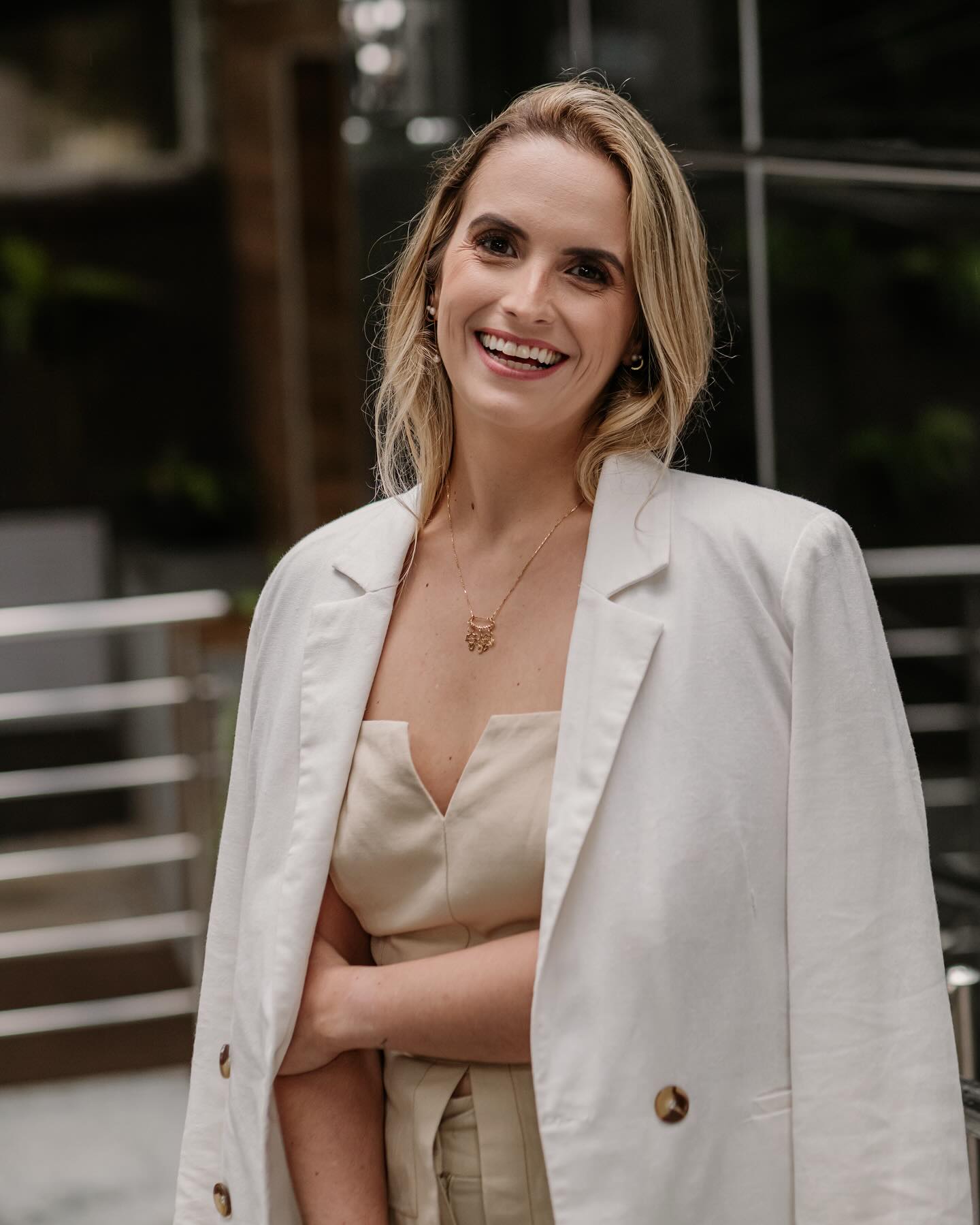 Saúde, estética e bem-estar começam com um planejamento bem-feito!
Aqui na clínica, cada paciente recebe um atendimento personalizado, desde o diagnóstico preciso até a execução do tratamento ideal para suas necessidades. Com tecnologia, experiência e um olhar atento aos detalhes, construo sorrisos mais saudáveis e harmoniosos.
Se você busca um atendimento cuidadoso e de qualidade, agende sua consulta e dê o primeiro passo para transformar seu sorriso!
📍 Clínica Crysalis – Rua Maranhão, 1621, Funcionários
📲 Entre em contato e agende seu horário!
#OdontologiaComExcelência #SorrisoSaudável #PlanejamentoOdontológico #DentistaBH #HarmonizaçãoFacial #Implantodontia #SaúdeEBemEstar