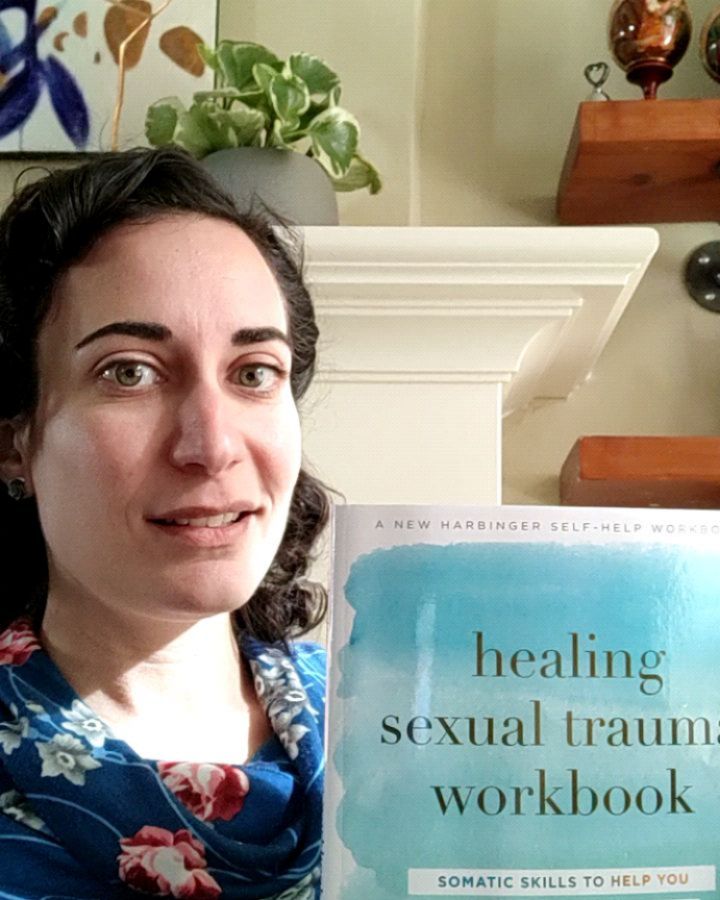 ❄️ Another snowy day book recommendation for yous (the Hamilton plural you 😉)! ❄️
The Healing Sexual Trauma Workbook is a phenomenal resource, positively brimming with helpful somatic exercises that folks can use with their therapist. I use this book TONS with clients who have experienced trauma of any kind. I love how body-focused this book is, and how much ground is covered on all kinds of different key concepts related to trauma recovery: boundaries, emotional regulation, dissociation, and much more ✨✨
I got my copy from @epicbookshamilton and you can order yours from your local indie bookstore! (Or if you happen to be in Simcoe, order from @fireflyandfoxbooks ❤️) 📚📚📚 Because Jeff Bezos doesn't need more money 💰