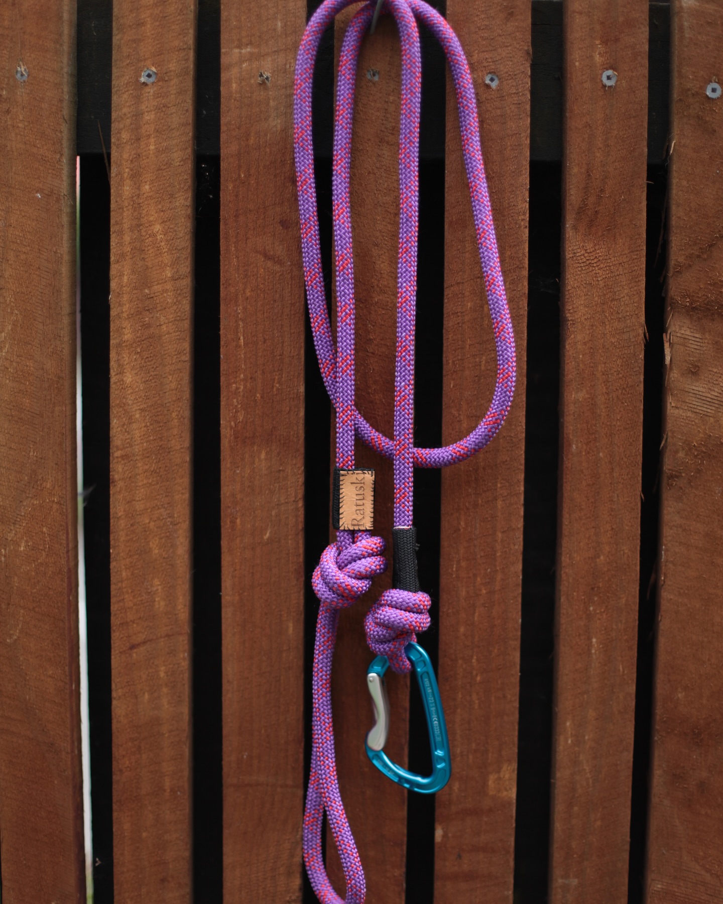 SOLD OUT !!!!!! This lead is gone now
This is one of my all time favourite leads, I love the purple. And it’s a super soft rope ! But there is only a couple left 😬
#nzsmallbusiness #ecodog #ecofriendly