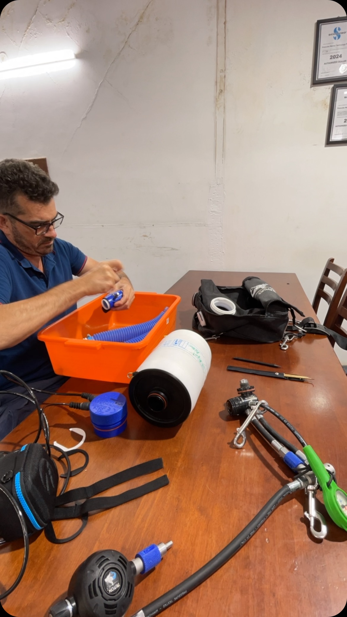 And for something a little different, here’s a rebreather prep timelapse!
Rebreather diving in India is still in its infancy, but we are working on bringing training and equipment to the table for everyone soon!
#india #diving #scubadiving #underwater #scuba #divelife #rebreatherdiving #divegear #divegearindia #divinginindia #techdiving #technical