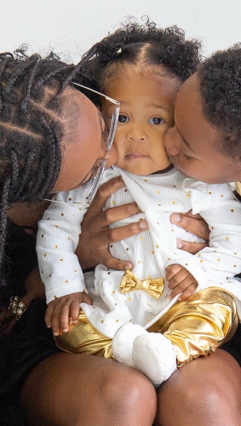 I’m still here… I’m getting my ish together, don’t count me out!!
My 3 humans keep my schedule packed but they are cute and worth it!