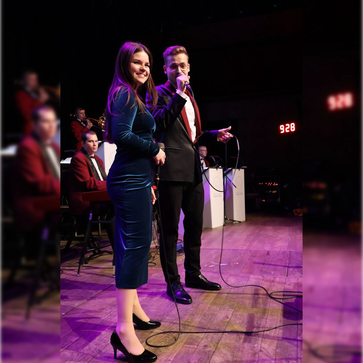 Plesová sezóna je v plném proudu a my se jen těšíme ze všech krásn