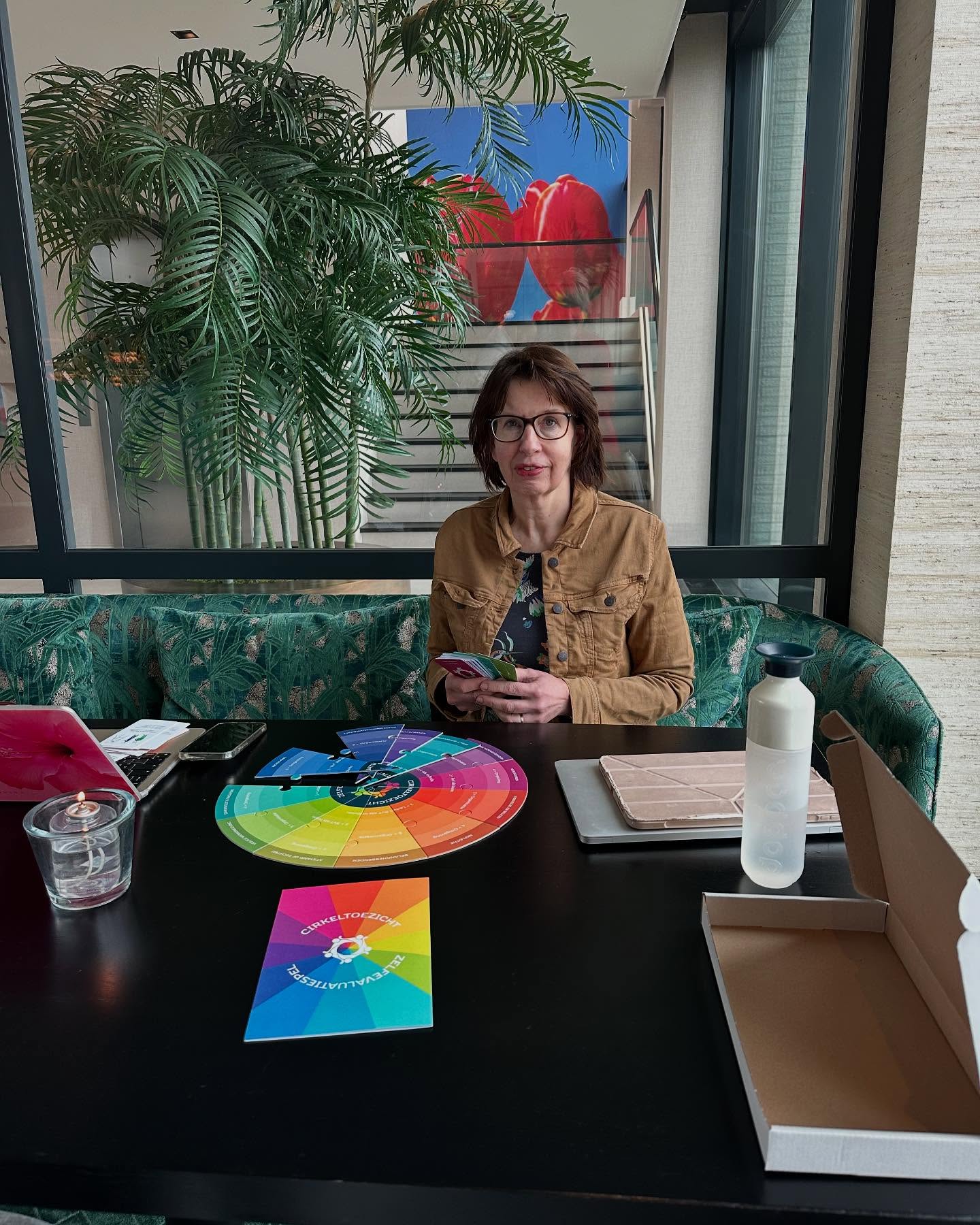 ✨ Werk in uitvoering! ✨
Vandaag samen met @augustijntessa van @gedragscodeexpert voor @cirkeltoezicht een training over Goed bestuur aan het voorbereiden. Hoe ga je om met risico’s, aansprakelijkheid en governance? Hoe zorg je voor een sterk en professioneel bestuur?
Met deze train-de-trainer aanpak helpen wij in dit geval cultuurverbinders om deze kennis door te geven en hun organisaties toekomstbestendig te maken.
Meer weten? Volg ook @cirkeltoezicht #cultuur #bestuur #governance #WBTR #GCC #trainingontwikkeling