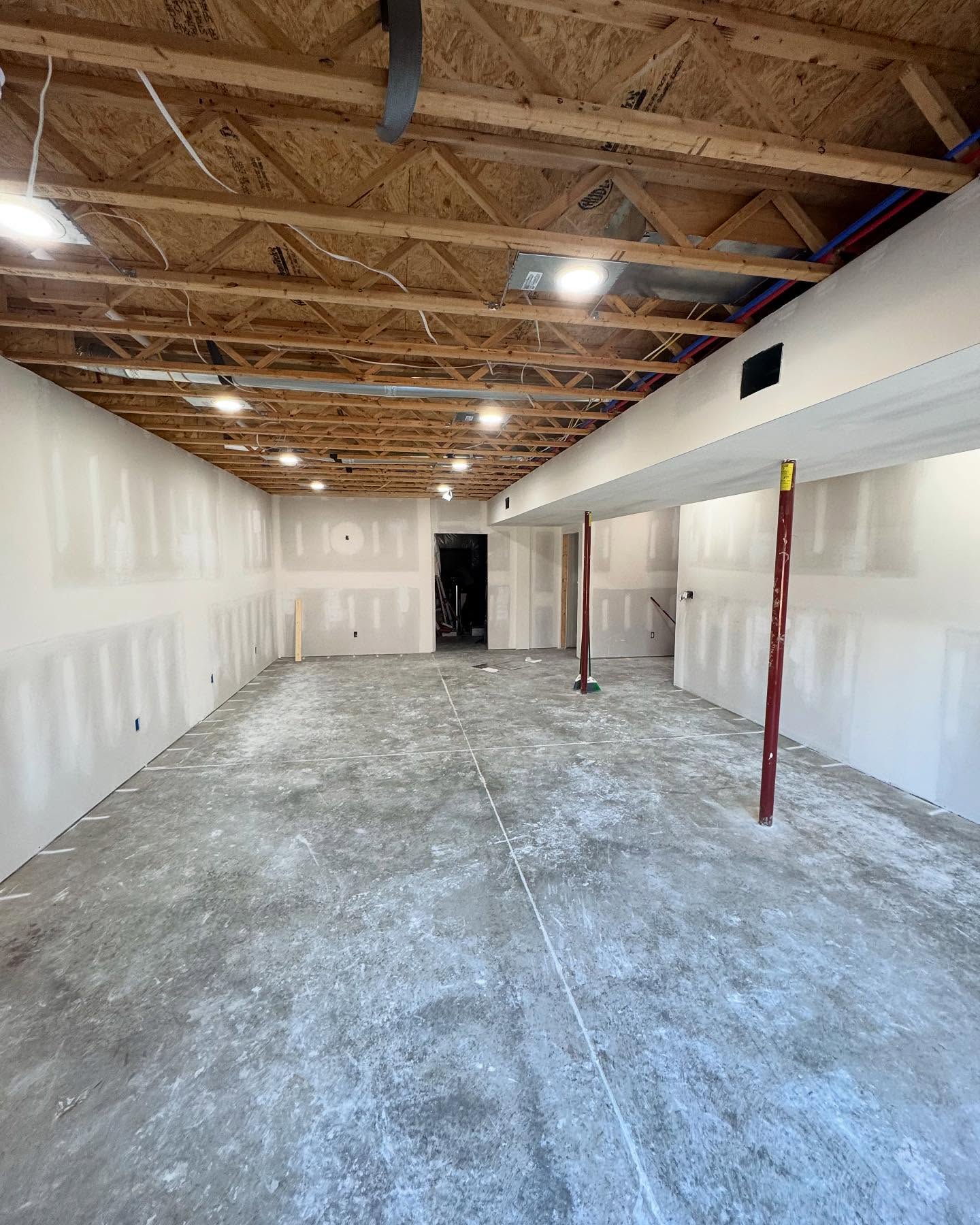 New basement hang & finish level 4. Homeowner is ready for next steps.
📍Shelbyville, KY
TO SCHEDULE A FREE ESTIMATE
☎️ Call our office 502-647–7709
💻 Submit request online at:
www.alvaradosdrywallfinishing.com
(Scroll down to bottom of page)
#louisvilledrywall #lagrangeky #louisvilleky #alvaradosdrywall #shelbyvilleky #louisvilledrywallfinishing #simpsonvilleky #nortoncommonsky #jeffersoncountybuilders #louisvillecontractors #jeffersonvillein #kentuckydrywall #prospectkyrealestate #louisvillerealtors #louisvillerealestate #newconstructionlouisville #basementdrywall #basementrenovation #basementrenolouisville #louisvilleremodel #louisvilleremodeling #plasterremodel #plasterdrywall #louisvilleplasterrepair
