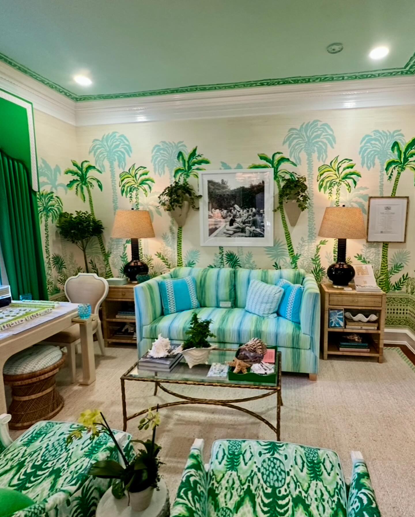 One more… What’s a PB Show House without a Lilly room??!! 💕🌴💕🌴💕🌴💕🌴💕🌴💕🌴💕