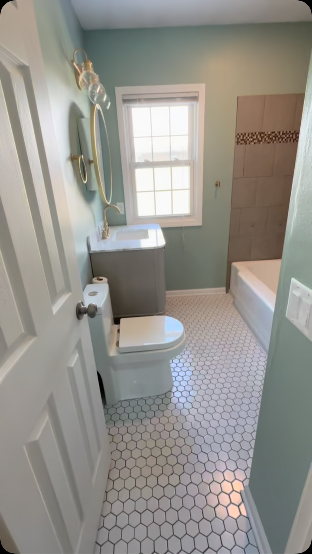 Transforming spaces, one home at a time! Check out this stunning bathroom remodel we completed for a local realtor.
#608HomeSolutions #HomeRenovation #Remodeling #Handyman #MadisonWI #FitchburgWI #VeronWI #MiddletonWI