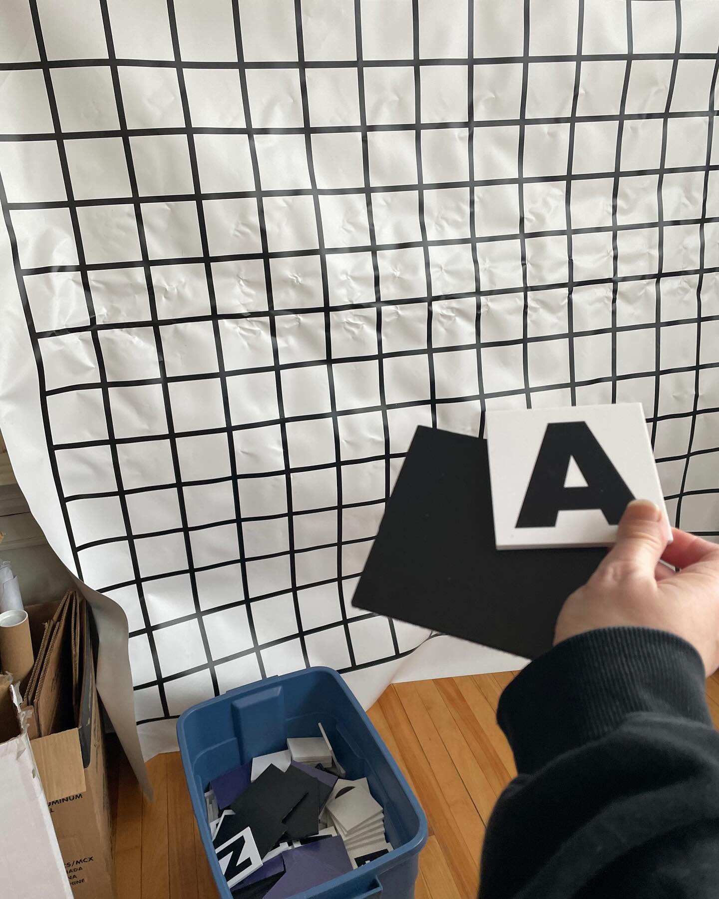 Take home this giant crossword puzzle and more at today’s fundraiser fleamarket in @downtowndartmouth at the Finley Centre 11 a.m. to 3 p.m. — everything must got!
#fleamarket #dartmouth #halifax #fundraiser #vintage #thisoldthing