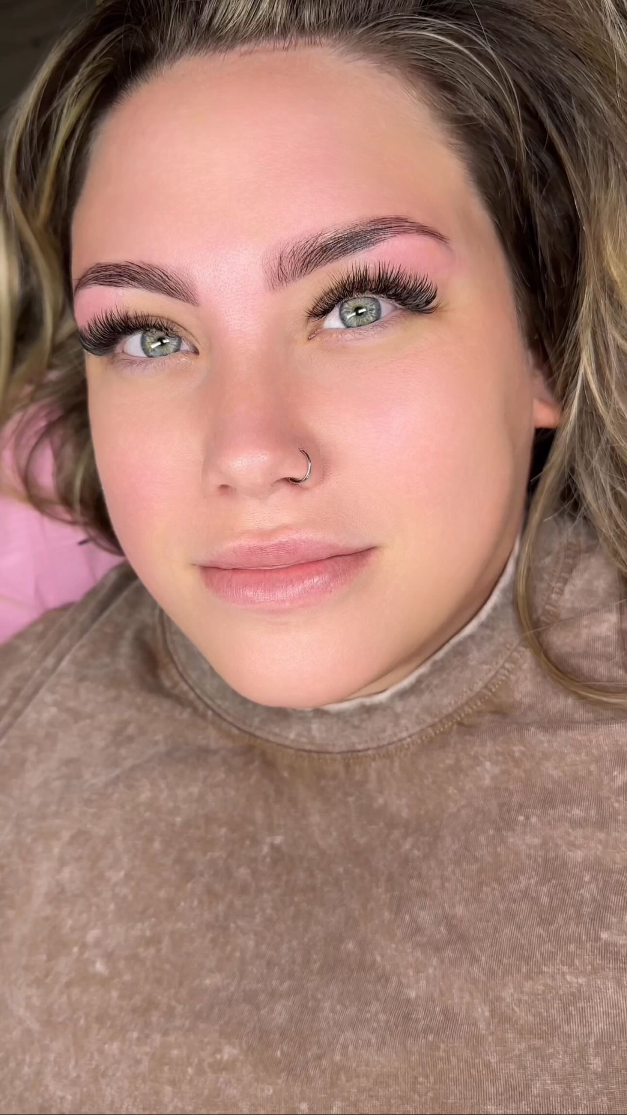 Why settle for one when you can have it all? ✨
Elevate your look with flawless lashes and perfectly sculpted brows💞because they’re better together! Book your combo appointment at Lash N Out today and leave feeling unstoppable🎀
.
.
.
#LashAndBrowGoals #OneStopGlam #iheartlashnout #browgoals #naturalbeauty #browshaping #cincinnatibrows #cincinnatilashes #hennabrows #lashlove #trendingréels #trendsetter #cincinnatiweddings #cincinnatimua #cincinnatihairstylist #womenempowerment #lashblogger #lashgoals