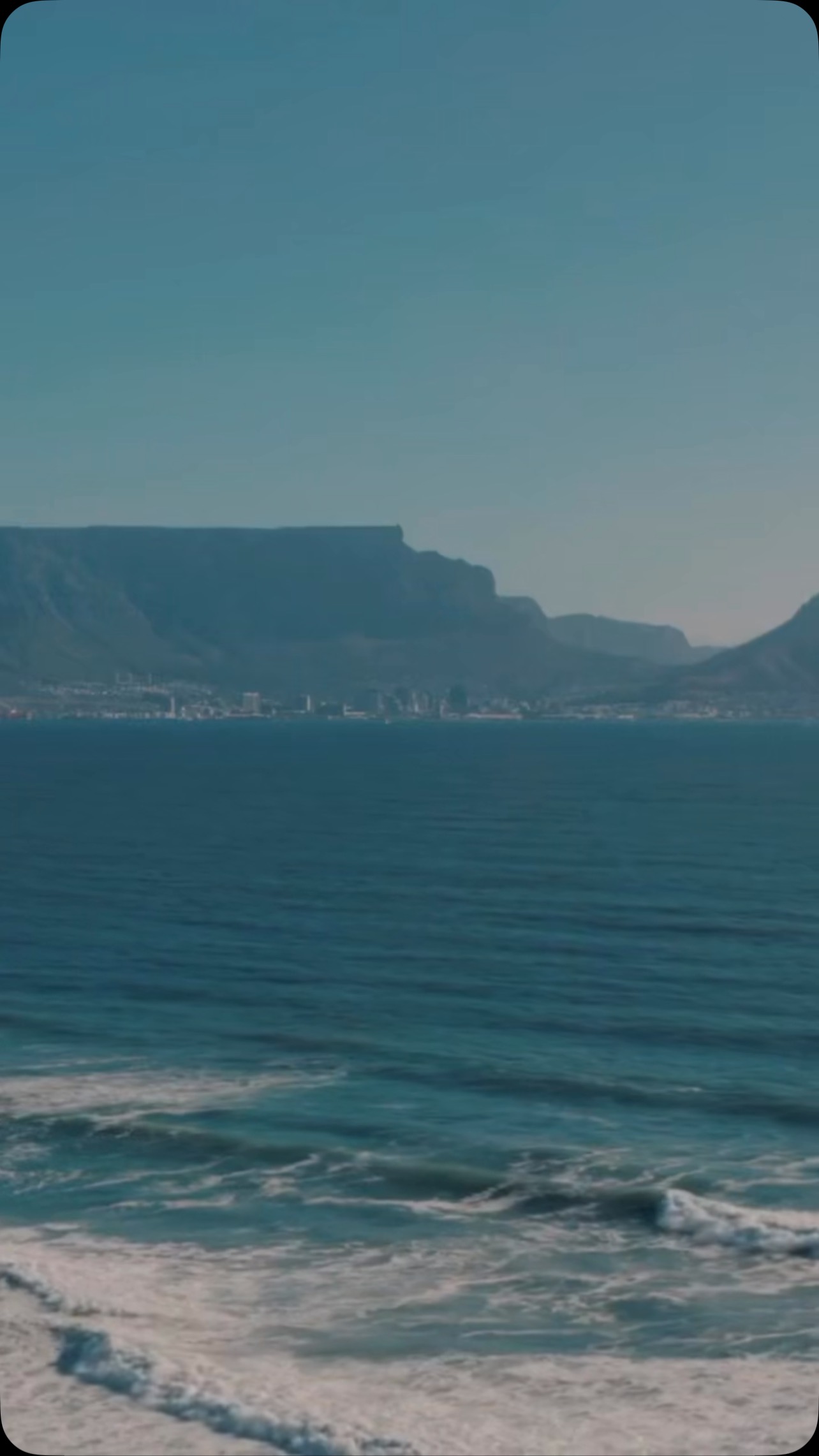 Catch this wave while you can 🌊🏄♂️ (link in bio)
#limitedstock #beachmule #electricbeach #catchthewave #shopnow #electric #beach #northcarolina #carolinabeach #florida #obx #myrtlebeach #beachlife