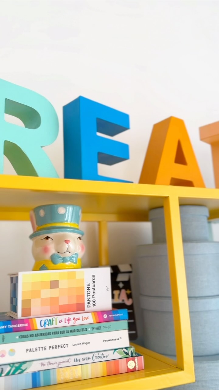Me lo habéis pedido mucho. Así que muy pronto anuncio una una sorpresa…
#colorful #creativity #artstudio