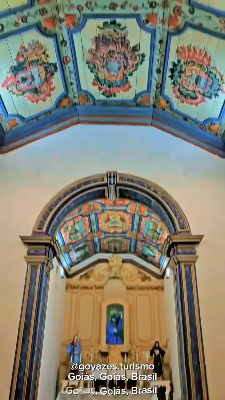 Visite Goiás-GO
Tenha experiências inesquecíveis, com os melhores produtos e serviços da região, na cidade Patrimônio da Humanidade.
A Goyazes Turismo oferece receptivo, transfer in-out, hospedagens diversas, alimentação, seguro e passeios.
Entre em contato pelo WhatsApp 62996128435 e agende sua visita.
