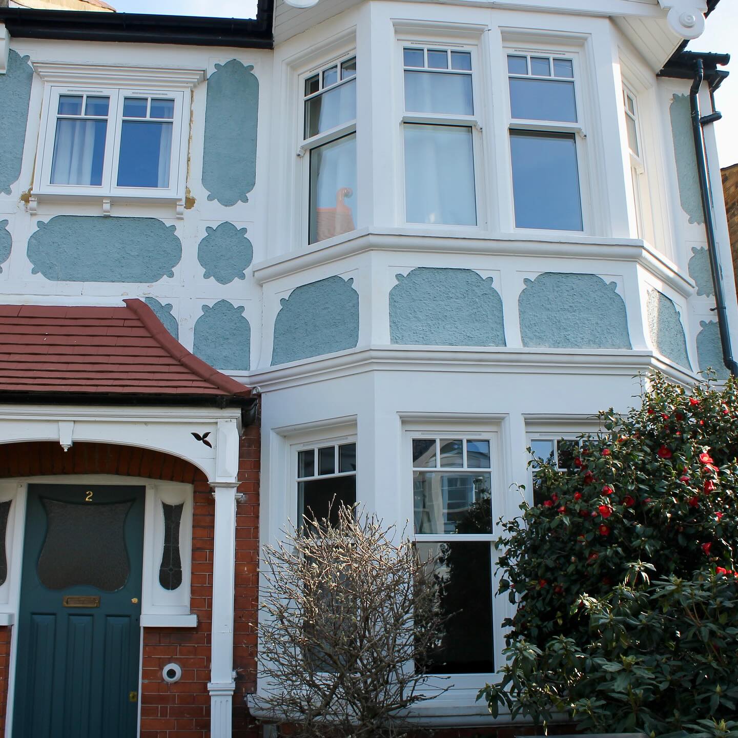 Timber vertical sliding windows and flush sash windows installed recently in Ealing!🪟
Our showroom will be closed from Wednesday this week until Monday the 17th of March due to annual leave.
Our glass shop is open as normal this week so if you have any enquiries please call us on 01753 892128 or alternatively send us an email for us to pick up on next week.
Thank you for understanding!
Showroom Team
☎️01753 892128
📧 showroom@gxhomeimprovements.co.uk
#timber #timberwindows #verticalslidingwindow #verticalsliders #sashwindows #whitewindows