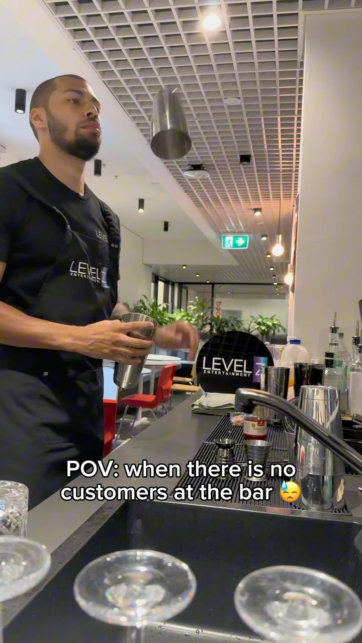 POV: No customers at the bar, so you start a one-person talent show with the bar tools… and now everyone’s watching 👀😂🍹✨ #BartenderLife #fyp #bar #brisbaneevents #mobilebar #bartender #bartenders