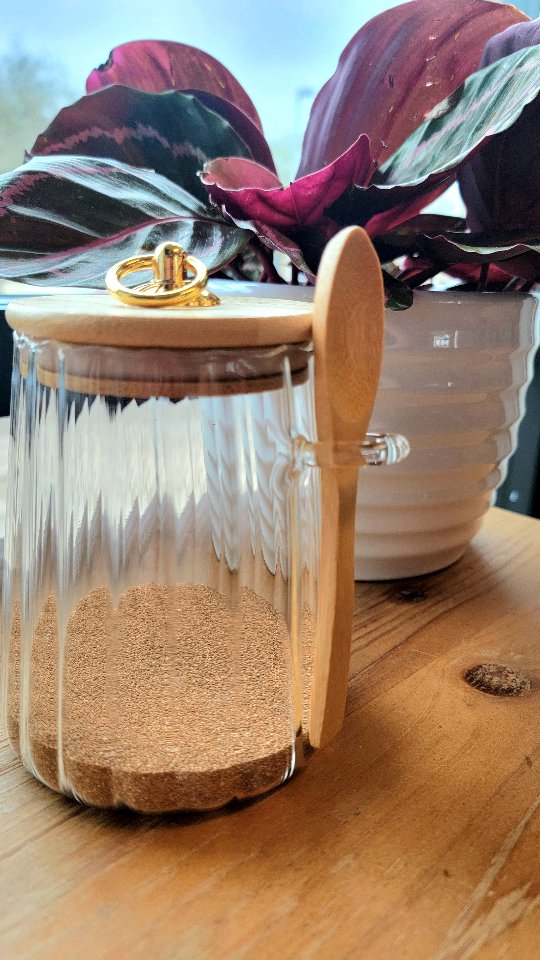 Scalp care is all the rage right now!
I've been searching for the perfect scrub to use on my clients, and I think I've found it!
I've been loving this Apricot Scalp Scrub by @organethicpurecare_official
It removes impurities, dead skin cells and helps stimulate blood circulation by improving the oxygenation of the scalp.
Add it on to your next service when you book online, or ask me about it at your appointment!
.
.
.
.
#clthairstylist #monroehairstylist #indiantrailhairstylist #charlottevivids #monroehairsalon #indiantrailsalon #charlottesmallbusiness #indiantrailhair #indiantrailvivids #matthewssalon