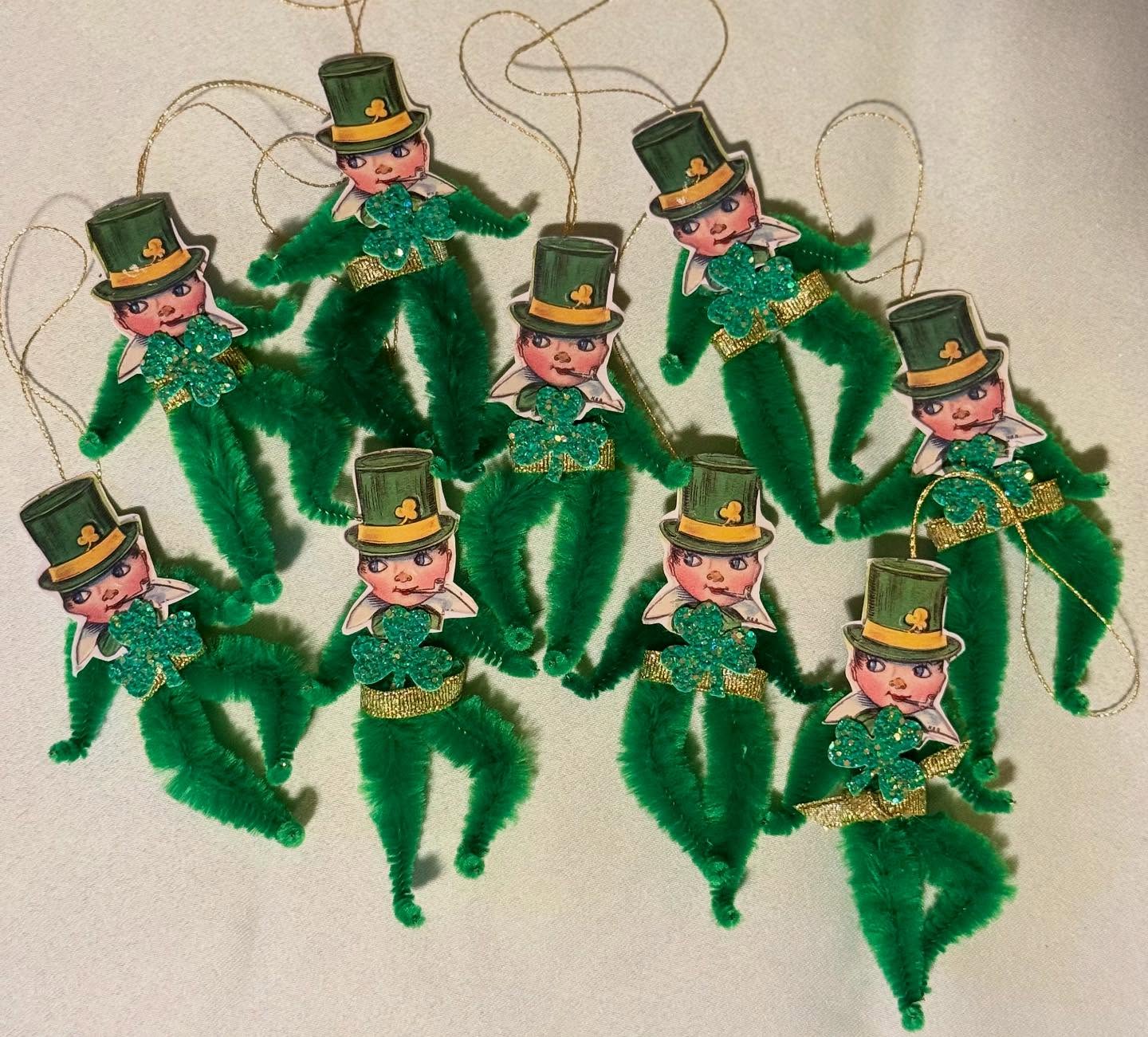 Get one of my little handmade Chenille Leprechaun ornaments! Only available @grandleadermercantile ☘️ for only $7.95 each! In Everett, WA. #chenillestems #chenillecrafts #chenille #stpatricksday #stpatricksday☘️ #stpatricksdayart #leprechaun