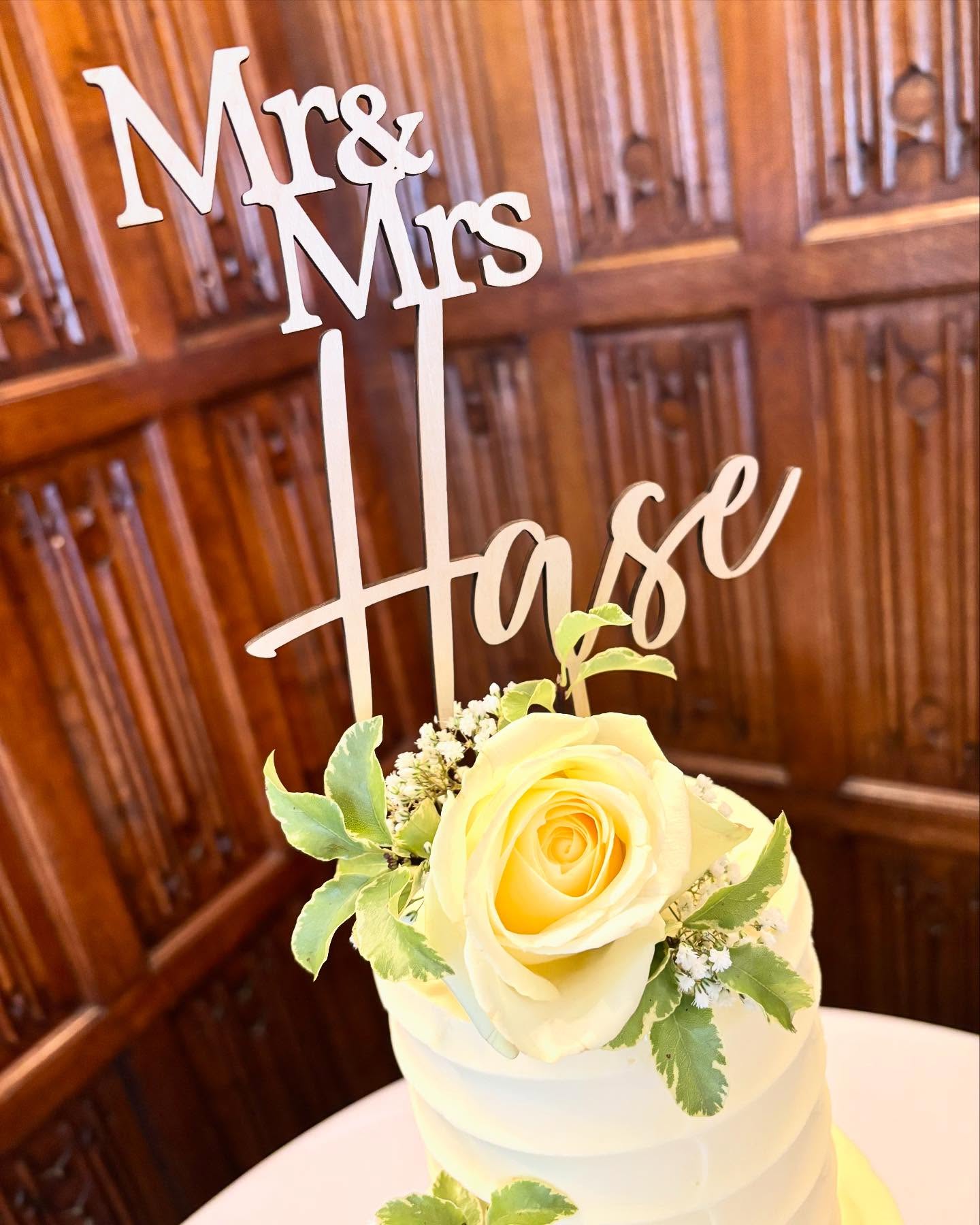 The beautiful Katie-May in price of place at @sprowstonmanor this weekend ๐น
#norfolkcakemaker #thorpestandrew #sprowston #norwich #oldcatton #thorpehamlet #thorpeend #rackheath #norfolkbusiness #norwichbusiness #norfolkcupcakes #norwichcakemaker #thorpestandrewbakery #norfolkcelebrationcakes
#norfolkweddingcake
