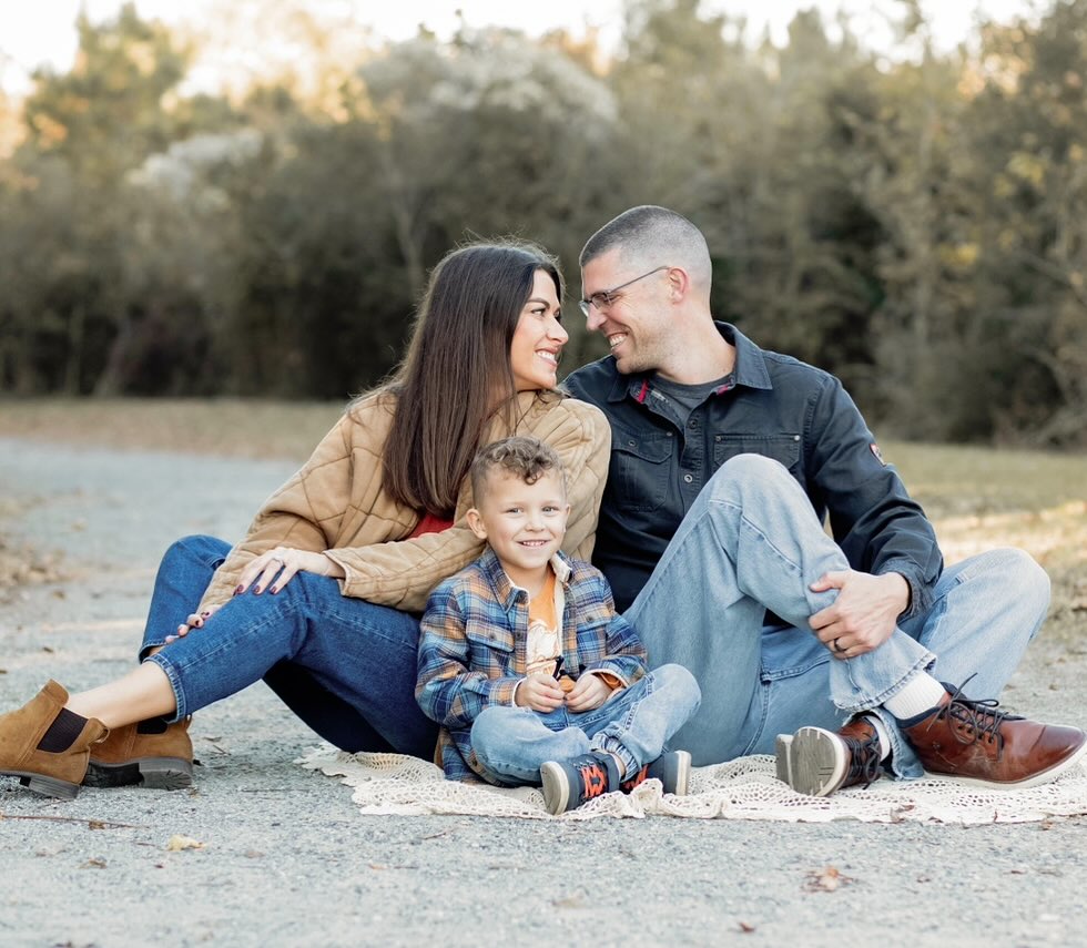 Surrounded by love and laughter #chesapeakemoms #hamptonroadsmom #virginiabeachphotographer #chesapeakephotographer #norfolkmoms #vamoms #virginiabeachmoms #757photographer #hamptonroadsphotography #chesapeake #virginiabeach #hamptonroads #norfolk #vabeachphotographer #757localbiz #familyphotographer #photographer
#stephaniestephensonphotography #vabeach
#chesapeakenewbornphotographer
#virginiabeachnewbornphotographer #newborn #newbornphotography #virginiabeachfamilyphotographer #chesapeakefamilyphotographer