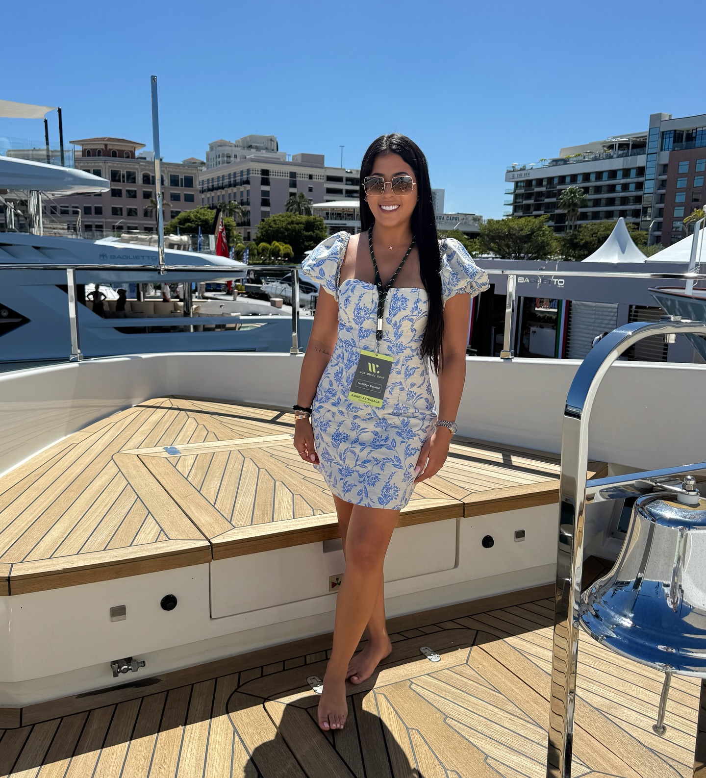 Soaking up the Palm Beach Boat Show magic, where every yacht is a dream waiting to be chartered. Let’s find your perfect match! 3 days left of the show, will you come join me? 💙⚓ #DreamYacht #palmbeachboatshow