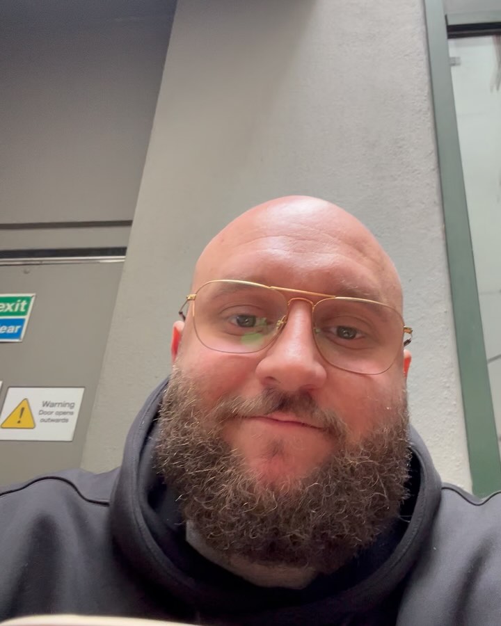 Happy 3rd birthday Press barbers!
3 years is actually mad, I’m still here trimming away and loving it. Big things to come in the next year, hopefully looking to go bigger and I will bring you all along on the journey with me.
Thanks for all your support whether it be once or every week, i wouldn’t be here without you! And everyone is of course always welcome back.
Here’s to much more chatting bolax and good trims love you all!