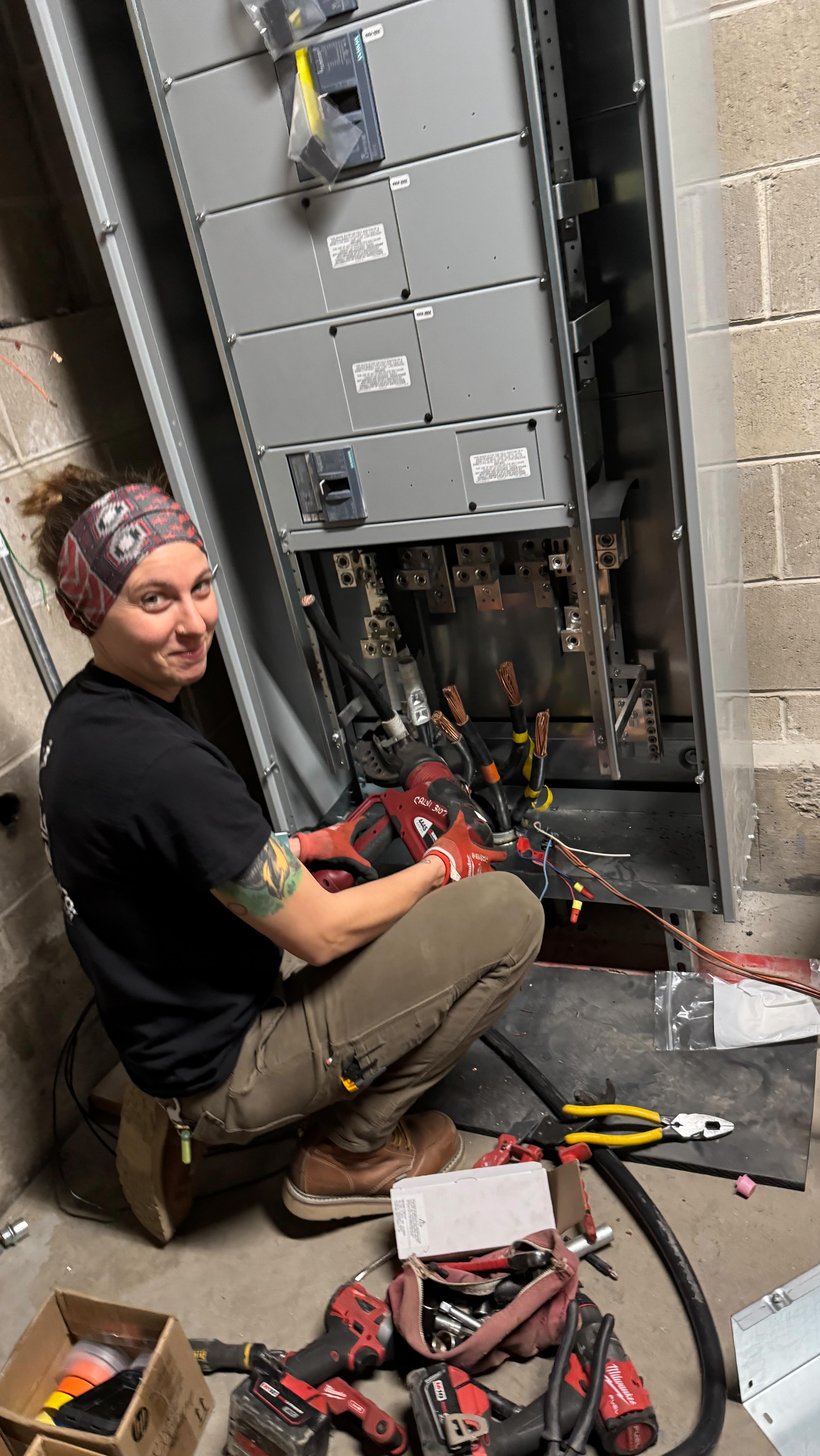 Highway to some “dicey but got that shit done” panel upgrades for a boiler/chiller job. Building shut down on a Saturday for this install. Blessed as an apprentice in the trades🤘🏼@shawnmcgoverner