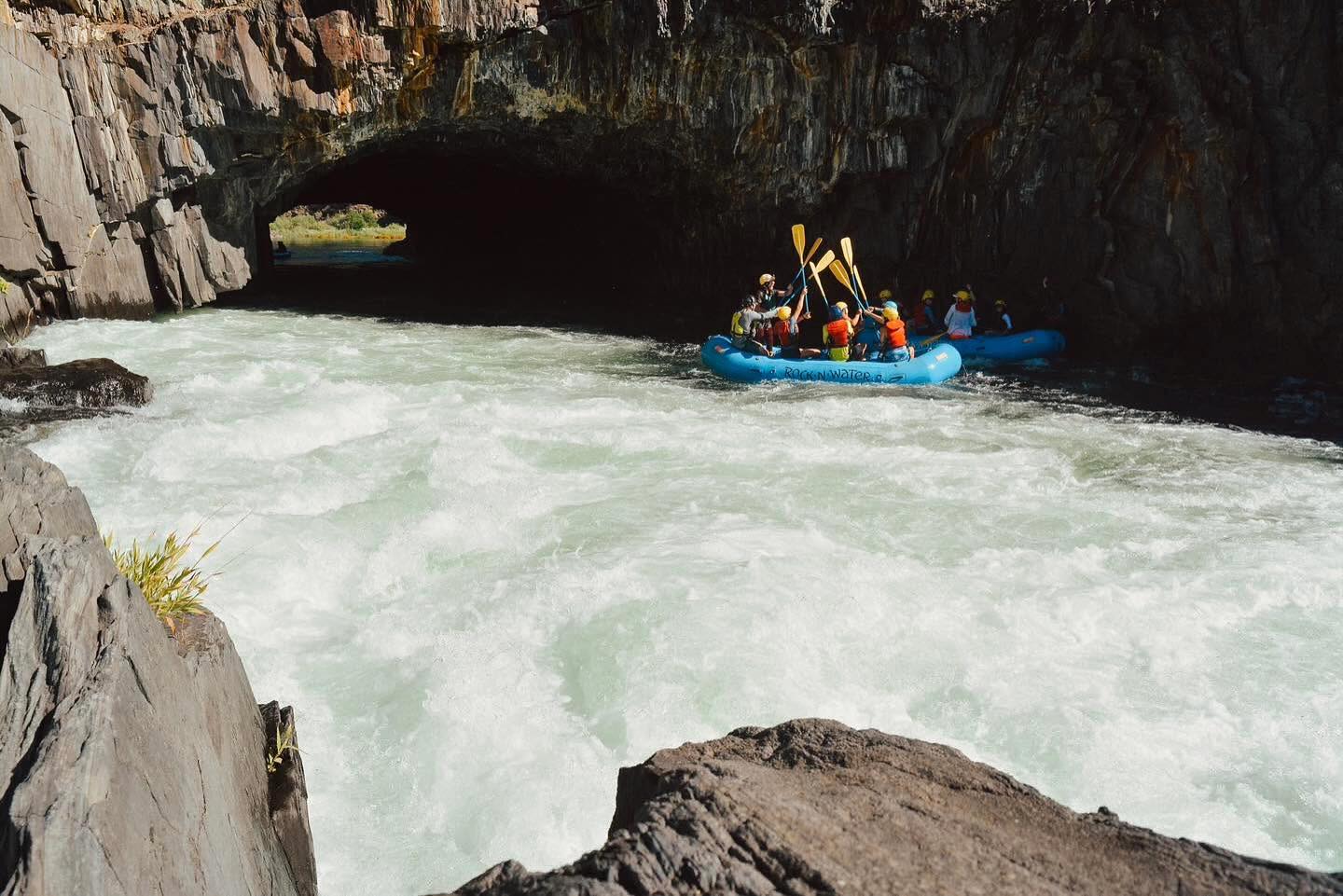 Happy first day of Spring! 🌸 We’re stoked for more rafting trips in a few short months! 🌊