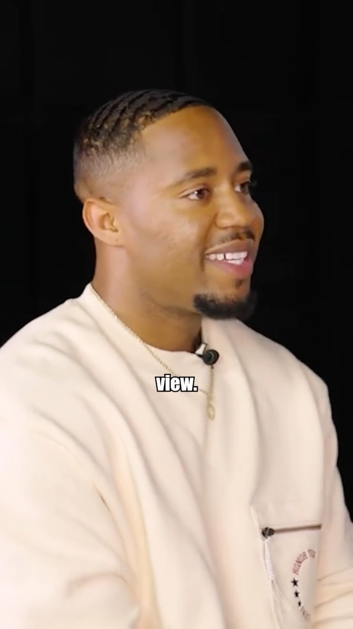 @daroneokoli isn’t just making moves on screen—he’s building wealth off-screen too. Darone shares how he got into trading stocks and the mental discipline it takes to ride the highs and the lows.
Whether you’re in finance or film, mindset is everything.
📺 Full episode on YouTube now. Don’t sleep on this one.
🎤 Celebrity Guest: @daroneokoli
🎙 Host/EP: @evelinachiang
📹 Filmed by: @bbchenphotography