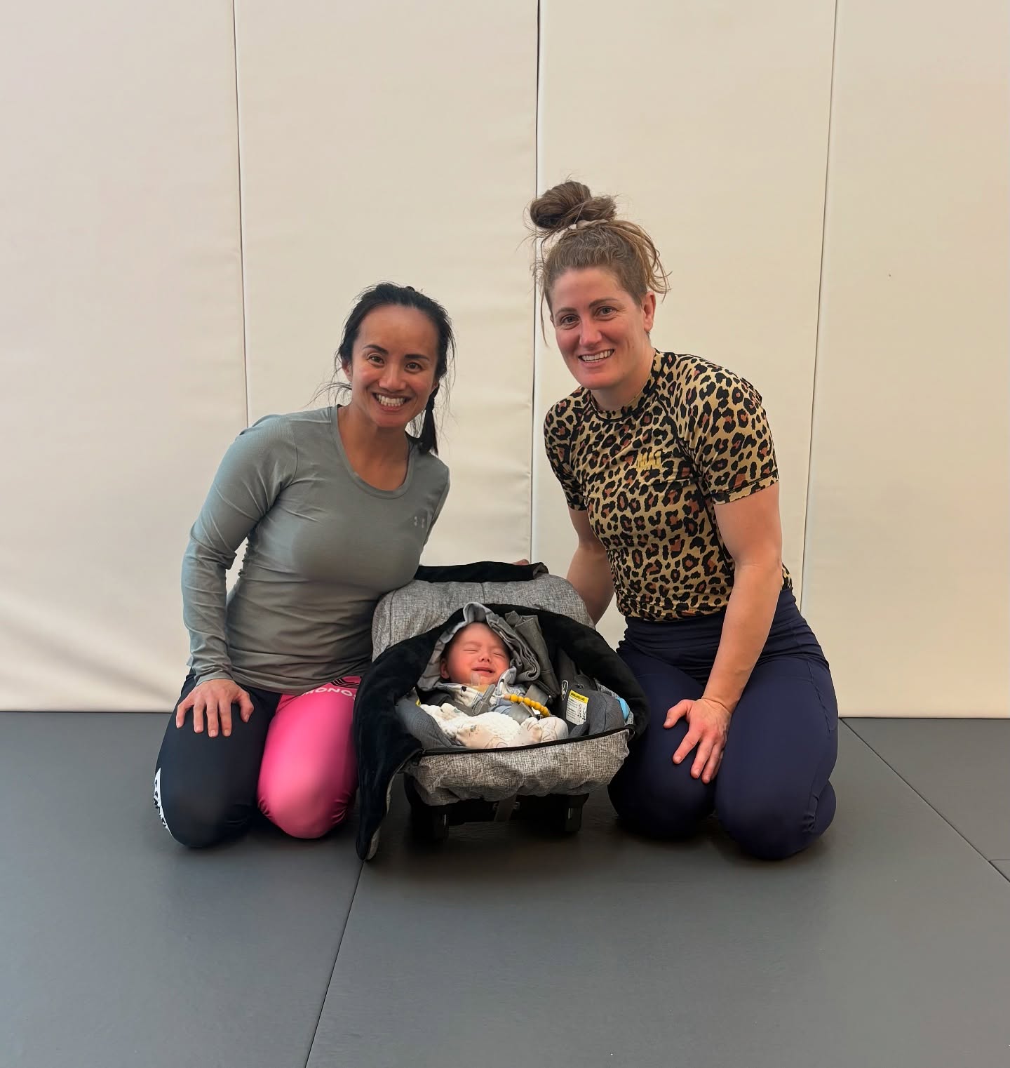 Fun times troubleshooting leg entanglements and heel hooks with @player1.sharlene this afternoon for my first time back on the mats since last June!
.
We had no baby tears until the end of the hour and no diaper blowouts, so I’d call it a success!
.
#bjjgirls #grapplinggirls #bjjmoms #jiujitsumoms #postpartumbjj #postpartumtraining #drillersmakekillers #noginoproblem #leglocksandbabies