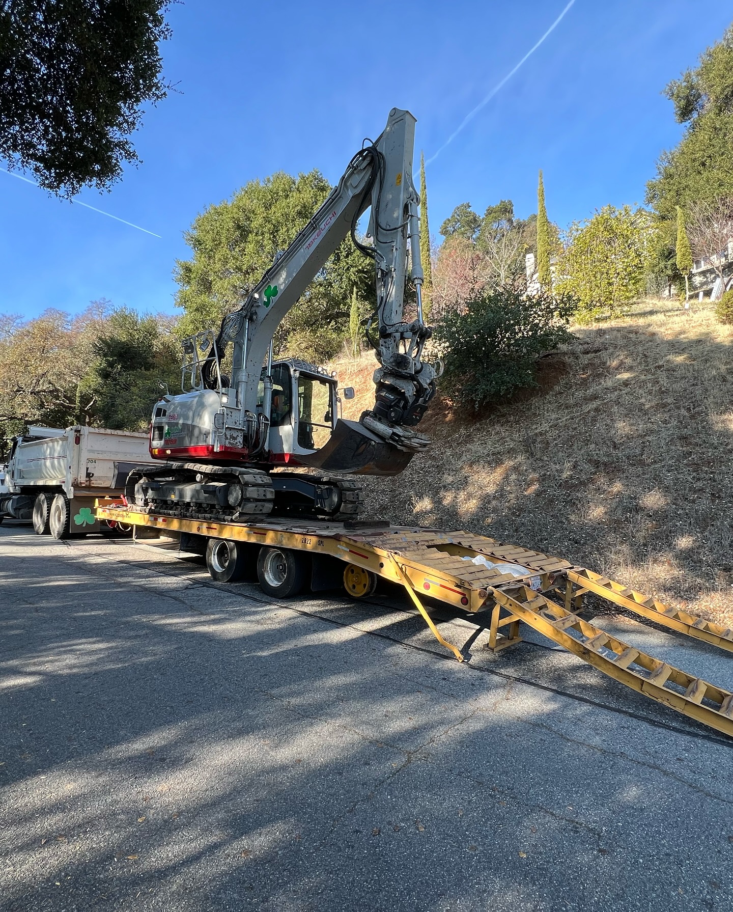 We had a great time putting in this retaining wall for the @cityofmorganhill Tight quarters at every turn, our awesome team of dedicated employees made this happen. Having our @takeuchius TB2150R with tiltrotator made getting this done even easier! A big shout out to the city’s utility division for their support! @irishexcavation #irishexcavation #retainingwall #generalengineeringcontractor #weliketobuilditbuildit #excavation #grading #hydroseeding #drainage #infrastructure #morganhill #waterutilities