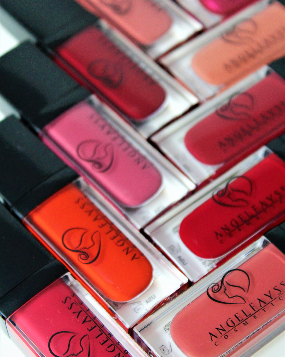 The Dirty Dozen Collection has bold, long-wearing colors that dry with a matte, highly pigmented finish. Nourishing ingredients like Vitamin E and Avocado Oil keep lips hydrated and smooth.
FEATURES & BENEFITS:
- Bold and long-wearing texture that stays true to appearance.
- Creamy, rich texture.
- Full coverage color application with a smooth, matte finish.
- Avocado Oil promotes elasticity and adds suppleness.
- Vitamin E adds moisture and works as an antioxidant.
https://www.angelfaysspro.com/dirty-dozen
