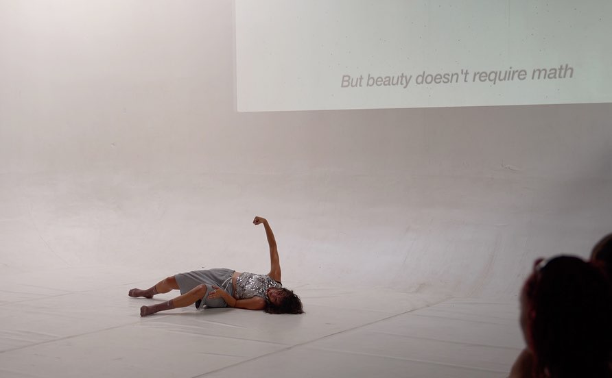 Debris. Showing this Thursday-Saturday at Bloom @mascalldance
Here’s the image
A boat lying on a beach
Marooned
Or a boat in the crest of a giant wave
About to be folded into the storm
‘Debris’ is something new that @primadora_ and I have been working on/thinking about. Sharing the beginning drafts this weekend @left_of_main (a few tickets left!).
Photo of video by Kendra Epik at @tolovein last summer <3