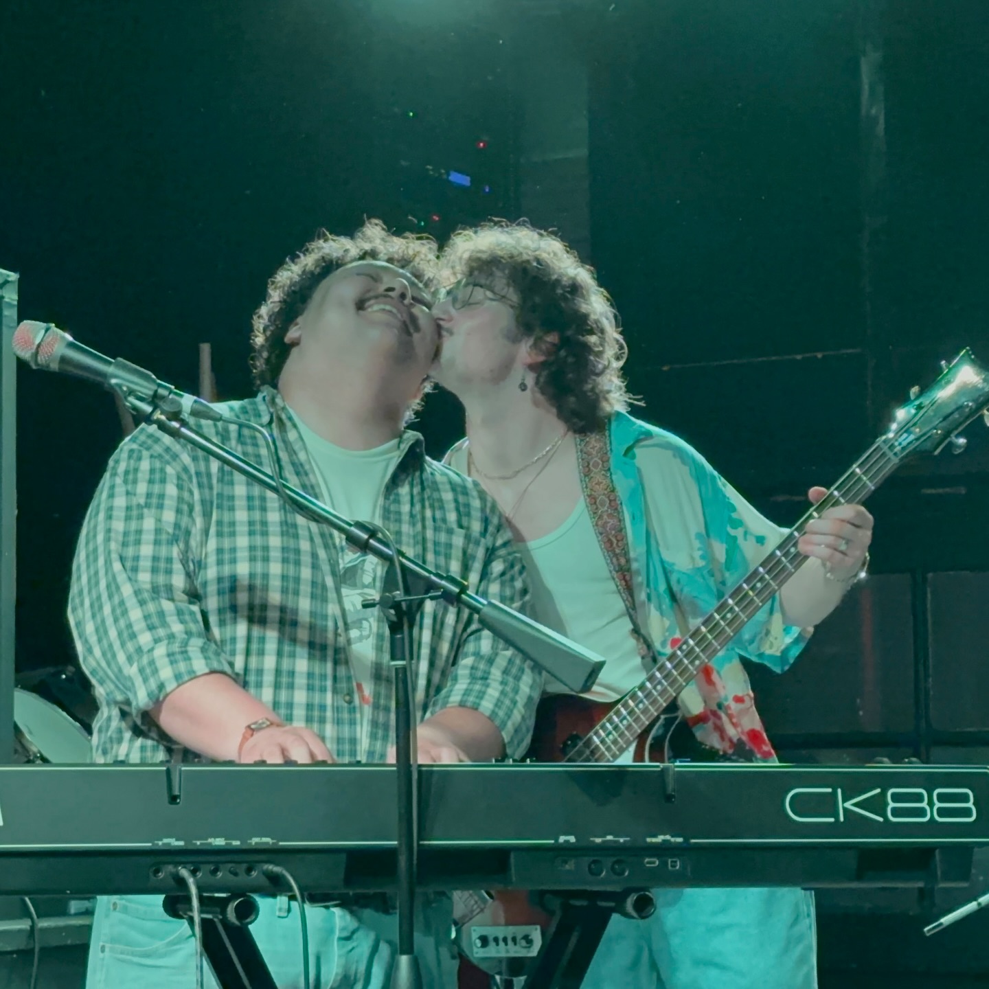 ⭐️HUGGEEEE THANK YOU + SHOW ANNOUNCEMENT HERE! 🤩
Thanks sooo much for coming out this past weekend and supporting us and the AMAZINGLY TALENTED @wampusmilkdaddies at @gammaraybar. It was such a great show with great vibes (and kisses 😚)
‼️ OUR NEXT SHOW IN MADISON IS HUGE FOR US ‼️
We will be supporting the LOVELY @myimprovementmovement during their stop in Madison! We are so honored to play such an amazing stage with an amazing nationally touring band!! Please come out and invite your friends!! We want to make a good impression and bring lots of support for Improvement Movement. Ticket links will be in our bio!
😚🫶🤩