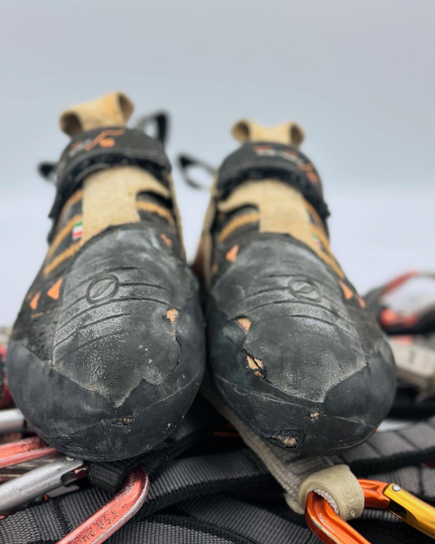 Before ➡️During ➡️Ready for sending!
#reducereuserecycle #climbingresolesaustralia
