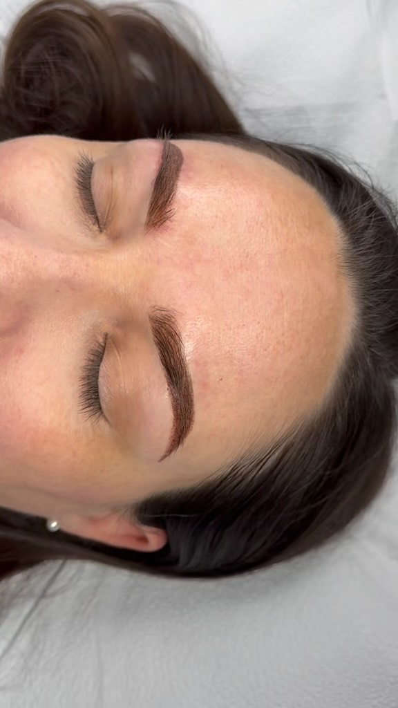 Freshly Tattooed 𝐏𝐨𝐰𝐝𝐞𝐫 𝐁𝐫𝐨𝐰𝐬 ✨
After years of loving our Brow Shaping + Brow Tint services, this client finally took the leap toward a more lasting solution—Powder Brows!
Right after the service, brows appear warmer and bolder, but as they heal, they’ll soften into a beautiful neutral tone. ❤️
Curious about cosmetic tattooing? Send us a DM or visit www.artoflash.com to learn more! ✨
#powderbrowstattoo #cosmetictattoo