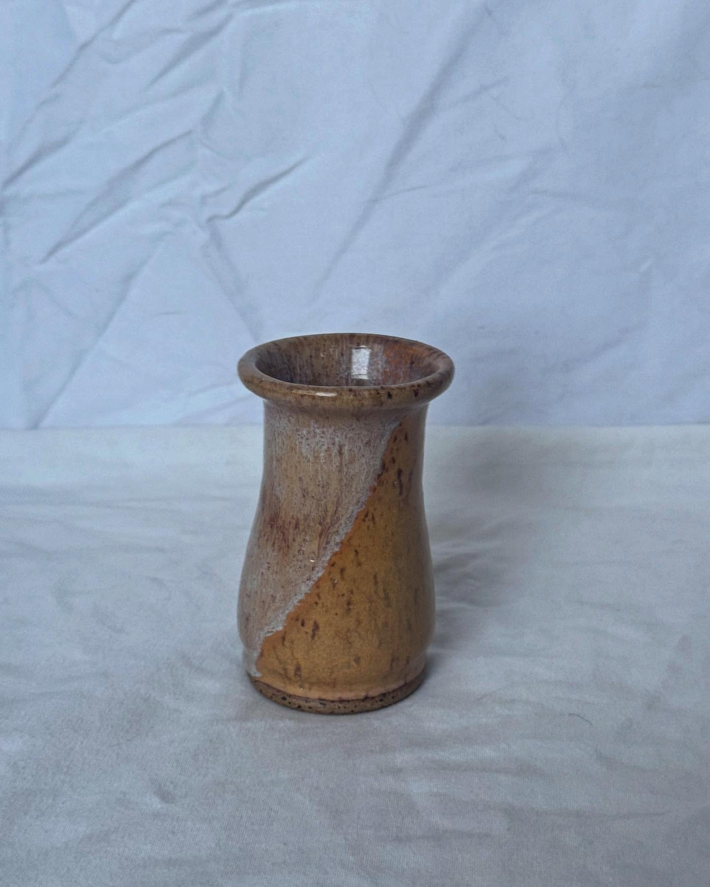 bud vases ๐ท๐ธ๐ป