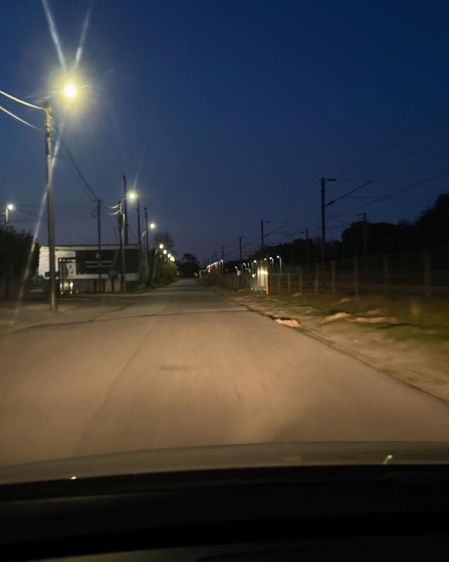 Sunday’s outing mantra : “ tide waits for no one”… a few fun ones before the really low tide and a buffet of “closeouts for breakfast” as crewman @samor_saluseiv likes it!!!! Assorted rides : 9’6 Arenal surfboards , 6’10 Custom Chris Christenson huntsman, 6’8 Mandala Oracle Twinzer and a Manila epoxy 6’0 twinzer.
#surfclub #surfboardclub #surfingclub #surfingwithfriendsisbetter #surfsafari #twinzer #twinzers #twinzernation #christensonsurfboards #mandalacustomshapes #arenalsurfboards #manilasurfboards #surfporto #surfespinho #surfportugal #finjaktoolfree #finjakeu