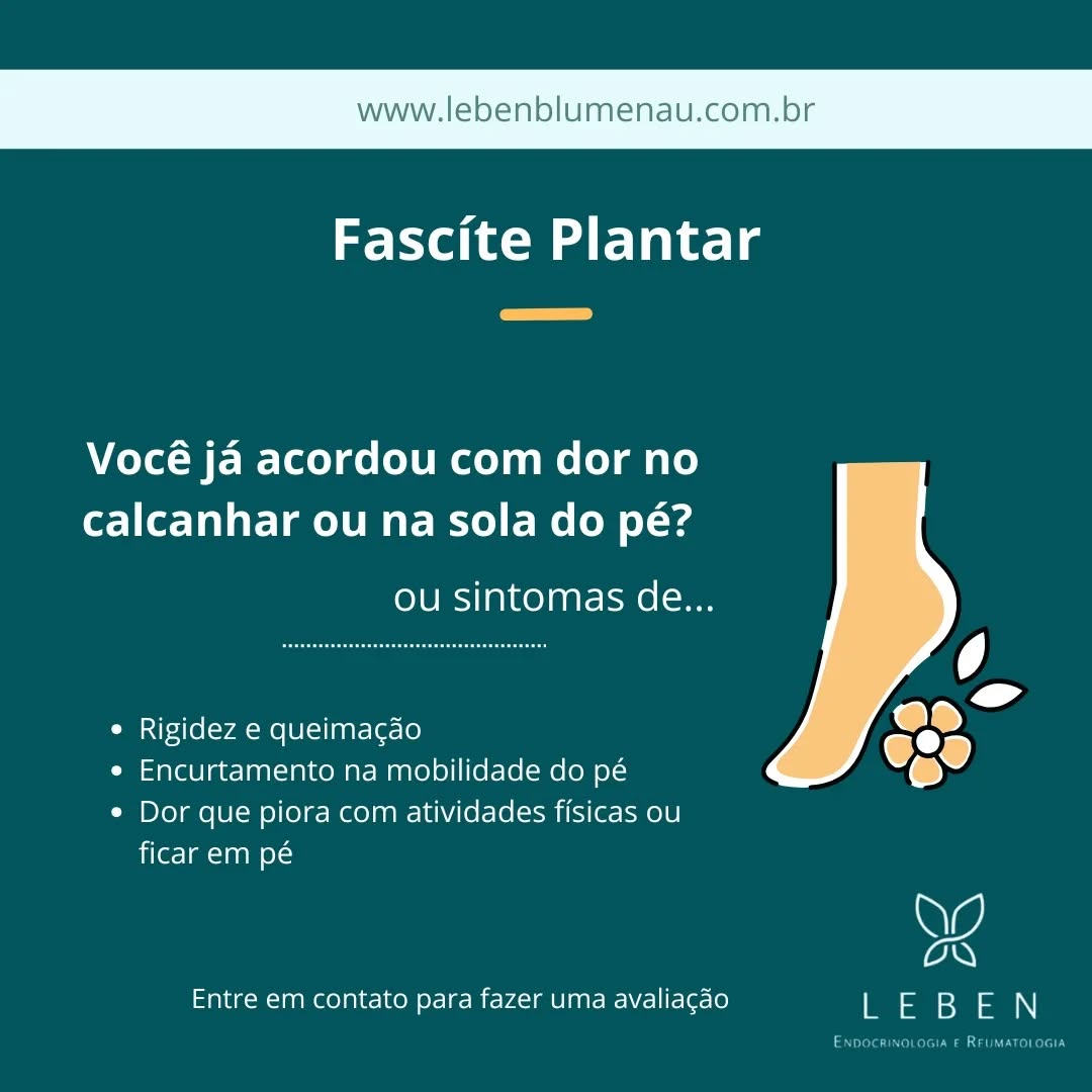 Você já acordou com dor no calcanhar ou na sola do pé? Isso pode ser um sinal de fascite plantar, uma inflamação comum que afeta a fáscia plantar, o tecido que liga o calcanhar aos dedos dos pés.
Sintomas:
- Dor no calcanhar ou na sola do pé, especialmente ao dar os primeiros passos pela manhã ou após períodos de descanso.
- Rigidez e queimação na região afetada.
- Dor que piora com atividades físicas intensas ou ficar em pé por muito tempo.
O diagnóstico é geralmente feito por meio de um exame físico, onde o médico avalia o local da dor e sensibilidade e se existe encurtamento na mobilidade do pé. Em alguns casos, podem ser realizados exames de imagem como radiografias, ultrassonografia e ressonância para descartar outras causas de dor no pé
Aqui estão algumas dicas para prevenir a fascite plantar ao realizar exercícios:
1. Calçados Adequados
- Escolha calçados com bom suporte e amortecimento. Isso é crucial para distribuir o impacto e reduzir a pressão sobre a fáscia plantar.
- Substitua os calçados regularmente para garantir que mantenham o suporte necessário.
2. Aquecimento e Alongamento
- Aqueça os músculos antes de iniciar qualquer atividade física para preparar os pés e pernas para o esforço.
- Alongue as panturrilhas e os pés antes e depois do exercício para aumentar a flexibilidade e reduzir a tensão na fáscia plantar.
3. Evite Atividades de Alto Impacto
- Prefira atividades de baixo impacto como natação, ciclismo ou ioga, que não colocam tanto estresse nos pés.
- Se você é corredor, reduza gradualmente a intensidade e duração dos treinos para evitar sobrecarregar a fáscia plantar.
4. Controle do Peso
- Mantenha um peso saudável para reduzir a pressão sobre os pés e a fáscia plantar.
5. Fortalecimento Muscular
- Fortaleça os músculos do pé e da perna com exercícios específicos, como levantar os calcanhares e equilíbrio, para melhorar a estabilidade e absorção de impacto.
6. Gerenciamento da Carga de Treino
- Evite aumentos repentinos na intensidade ou duração dos treinos. Permita que o corpo se adapte gradualmente ao estresse.
Seguindo essas dicas, você pode reduzir o risco de desenvolver fascite plantar.
#pes #plantar #planta #saude #ortope