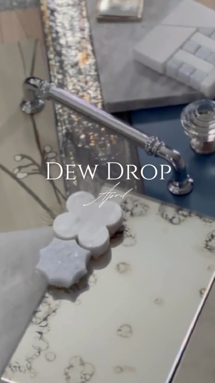 The freshness of spring: April showers form droplets of dew on budding young blooms. Crystal and silver and blue evoke the essence of new.
#riinteriordesigner #interiordesign #rhodeislandinteriordesigner
#springinspireddesign