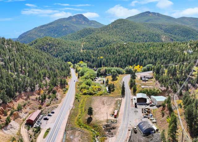 📍Over 1,000 New Homes Coming to Colorado's Front Range
California-based New Home Co. is making big moves in Colorado with six new communities totaling 1,087 homes—three in Aurora and others in Golden, Thornton, and Mead.
🏘️ Golden Overlook: 91 detached homes under construction
🏡 Windler (Aurora): 110 duplexes & alley-loaded homes (sales start early 2025)
📈 Total projected revenue: $750M+
💰 Prices starting in the high $400Ks and $500Ks
At Rally Real Estate, we’re staying on top of every new development shaping the Front Range—so whether you're looking for a brand-new build or just curious where growth is headed, we've got you covered.
#ColoradoRealEstate #NewConstruction #FrontRangeLiving #HousingMarket #RallyRealEstateGroup
