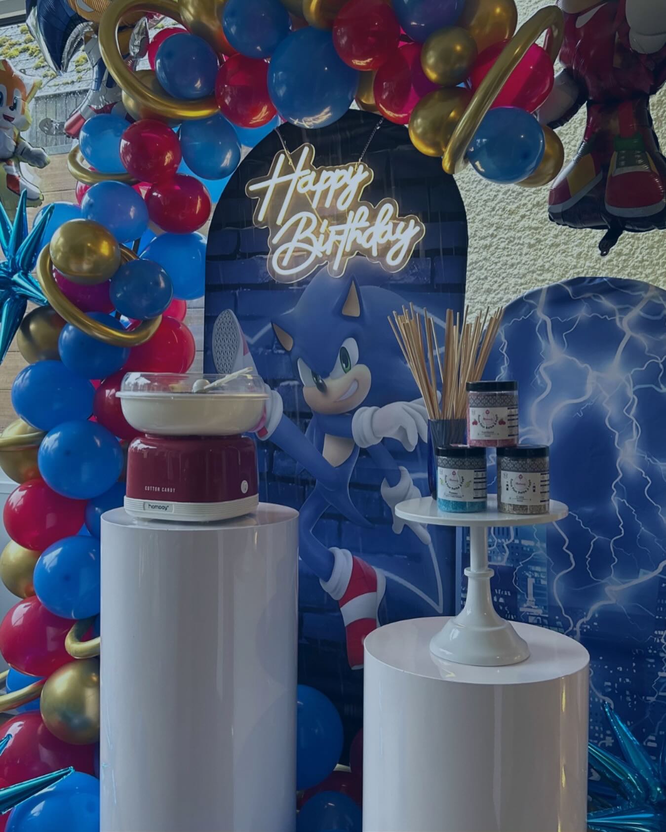 ✨🍭 GOURMANDISES À VOLONTÉ ! 🍿🍫
Pour l’anniversaire de Swan, la machine à barbe à papa a fait sensation ! 🎉 De délicieux nuages sucrés aux couleurs féériques ont régalé petits et grands. 🤩💖
Et la bonne nouvelle ? Vous pouvez aussi en profiter ! 🎈 Envie d’ajouter une touche fun et gourmande à votre événement ? Optez pour la location de :
🍭 Machine à barbe à papa – pour des douceurs aériennes et colorées.
🍿 Machine à pop-corn – ambiance cinéma garantie !
🍫 Fontaine de chocolat – pour un moment 100% gourmand.
Que ce soit pour un anniversaire, un mariage ou une fête entre amis, ces animations sucrées feront briller les yeux de vos invités ! ✨💛
📩 Contactez-nous pour plus d’infos et réservez votre machine dès maintenant !
#dijon #dijonnaise #bourgogne #event #evenementdijon #anniversaire #anniversaireenfant #barbeapapa #locationanniversaire #popcorn #fontaineachocolat