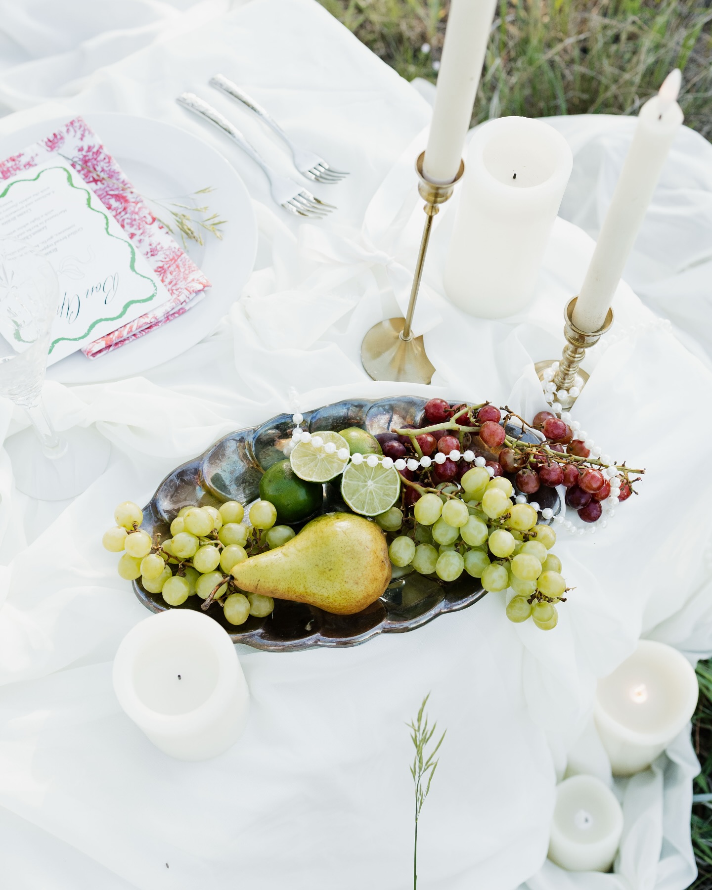 big fan of fruit on the table 🍇
#WeddingPlanner
#AlbuquerqueWeddings
#SantaFeWeddings
#NMTrue
#NewMexicoWeddings
#SouthwestWeddings
#DestinationWedding
#RomanticWedding
#WeddingInspo