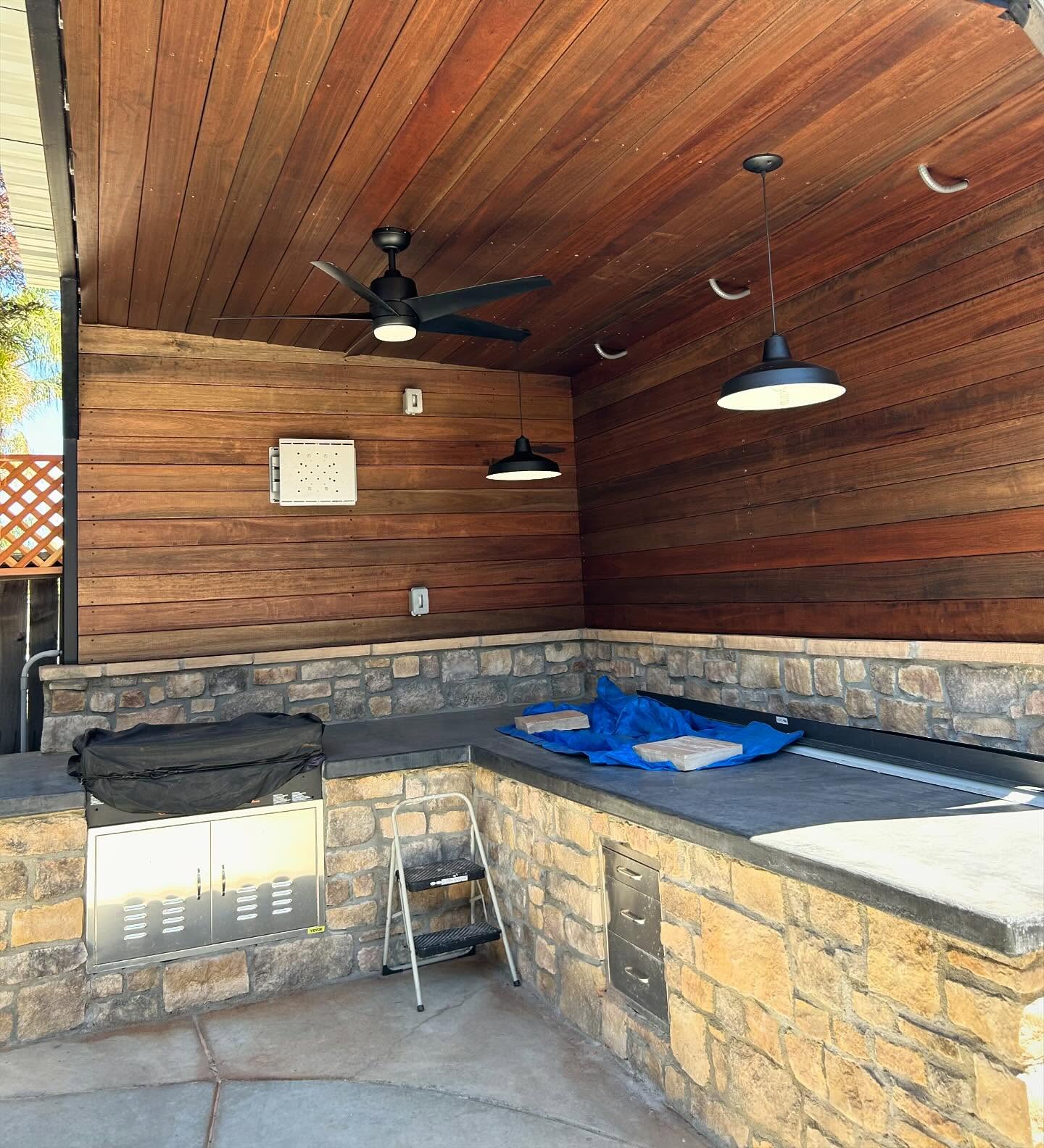 Excuse the tarp…
.
.
.
.
.
#kitcheninspiration #landscaping #pasorobles #harttoheart #mason