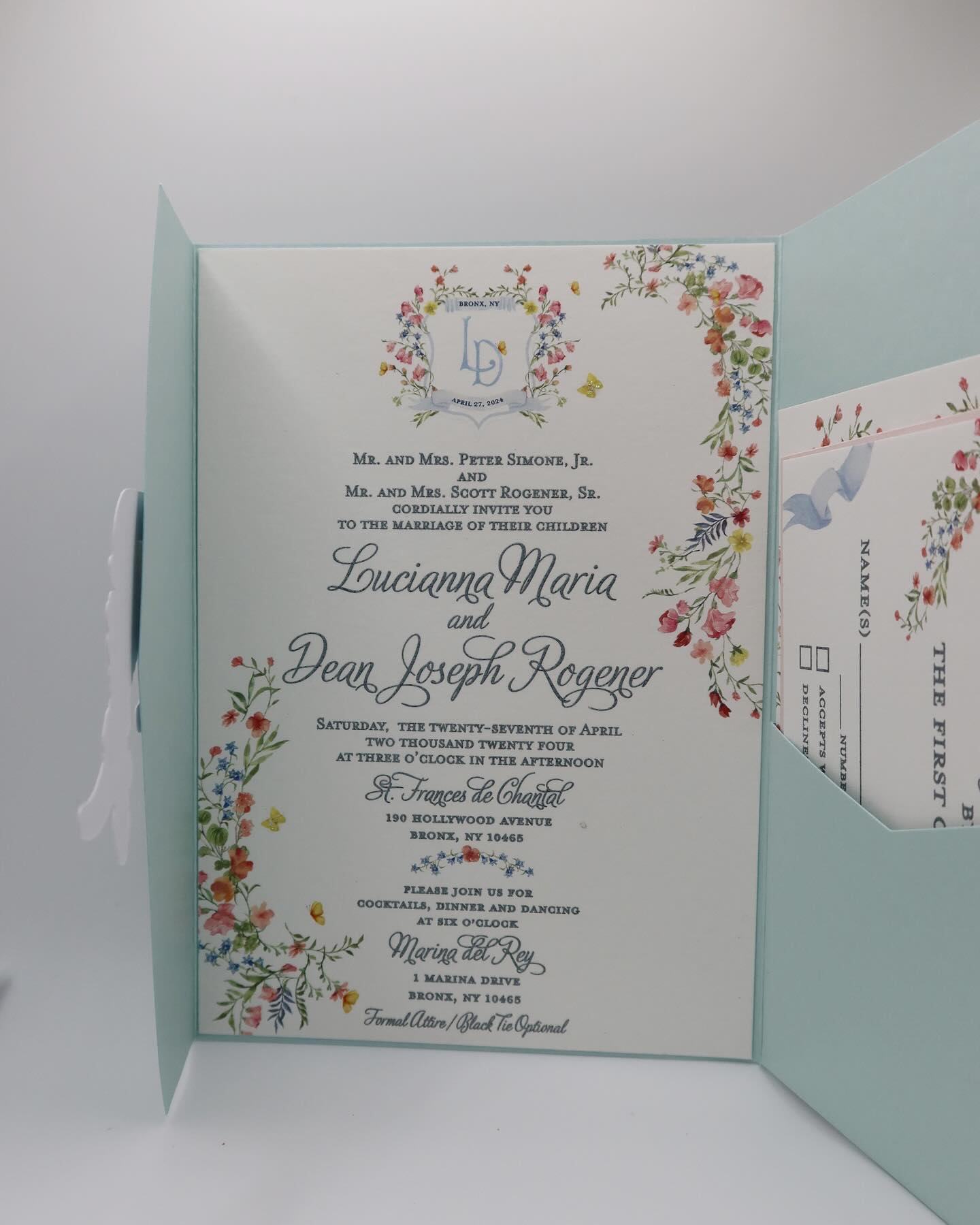 spring wedding inspo! 💐#wedding #weddinginvitation #weddinginspo