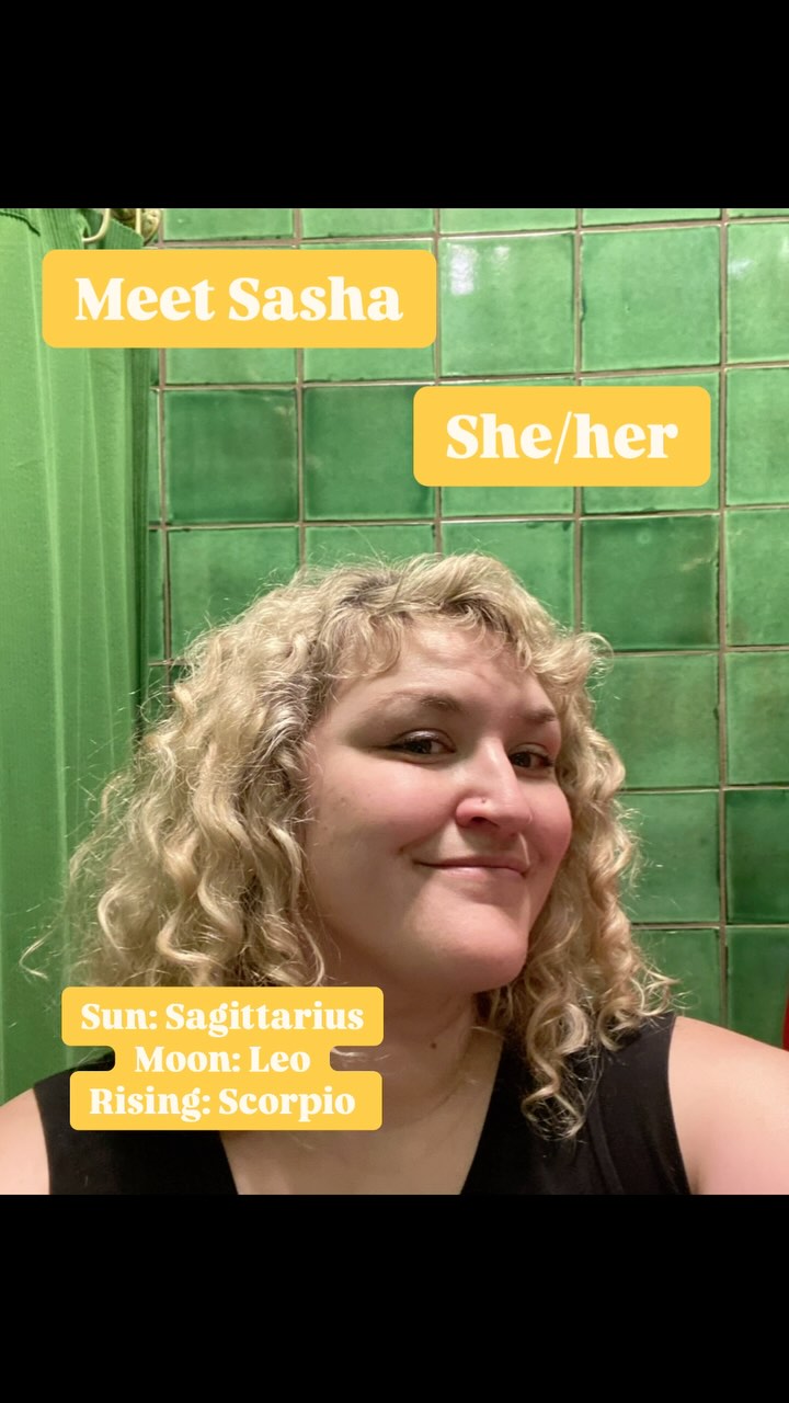 💛Meet Sasha💛
Curl lover, cat lover, karaoke lover- who unfortunately can’t drink those iced lattes after noon anymore and have a guaranteed nights sleep😅