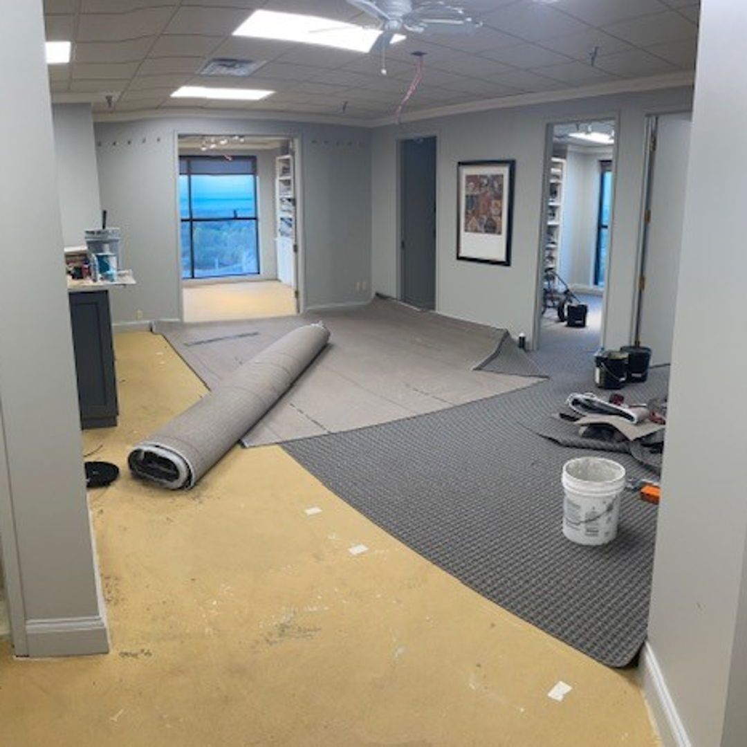 Fresh carpet for this showroom!
#rpmpartners #renovation #hpmkt #generalcontractor #flooring